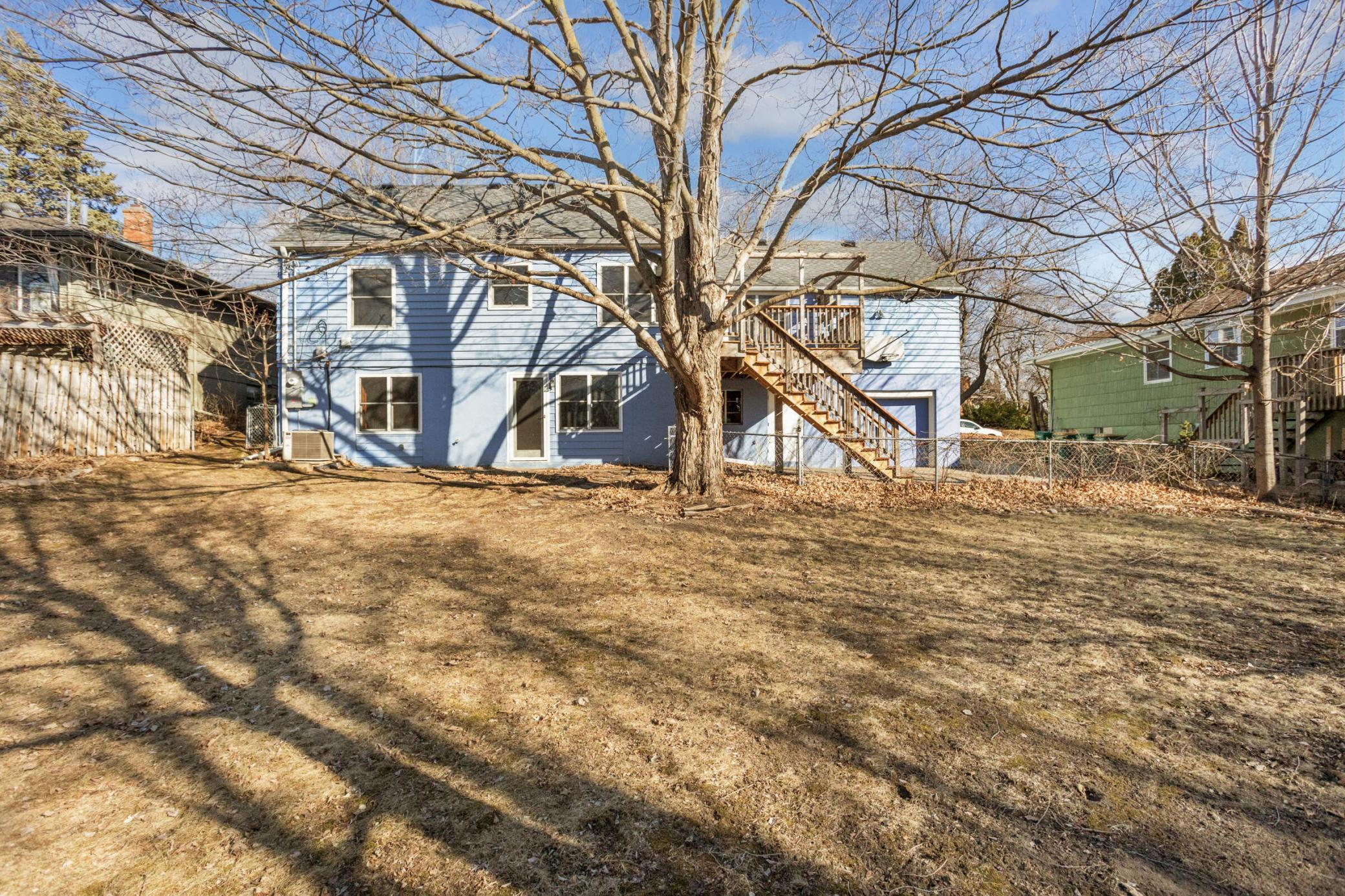 2667 Parkview Boulevard