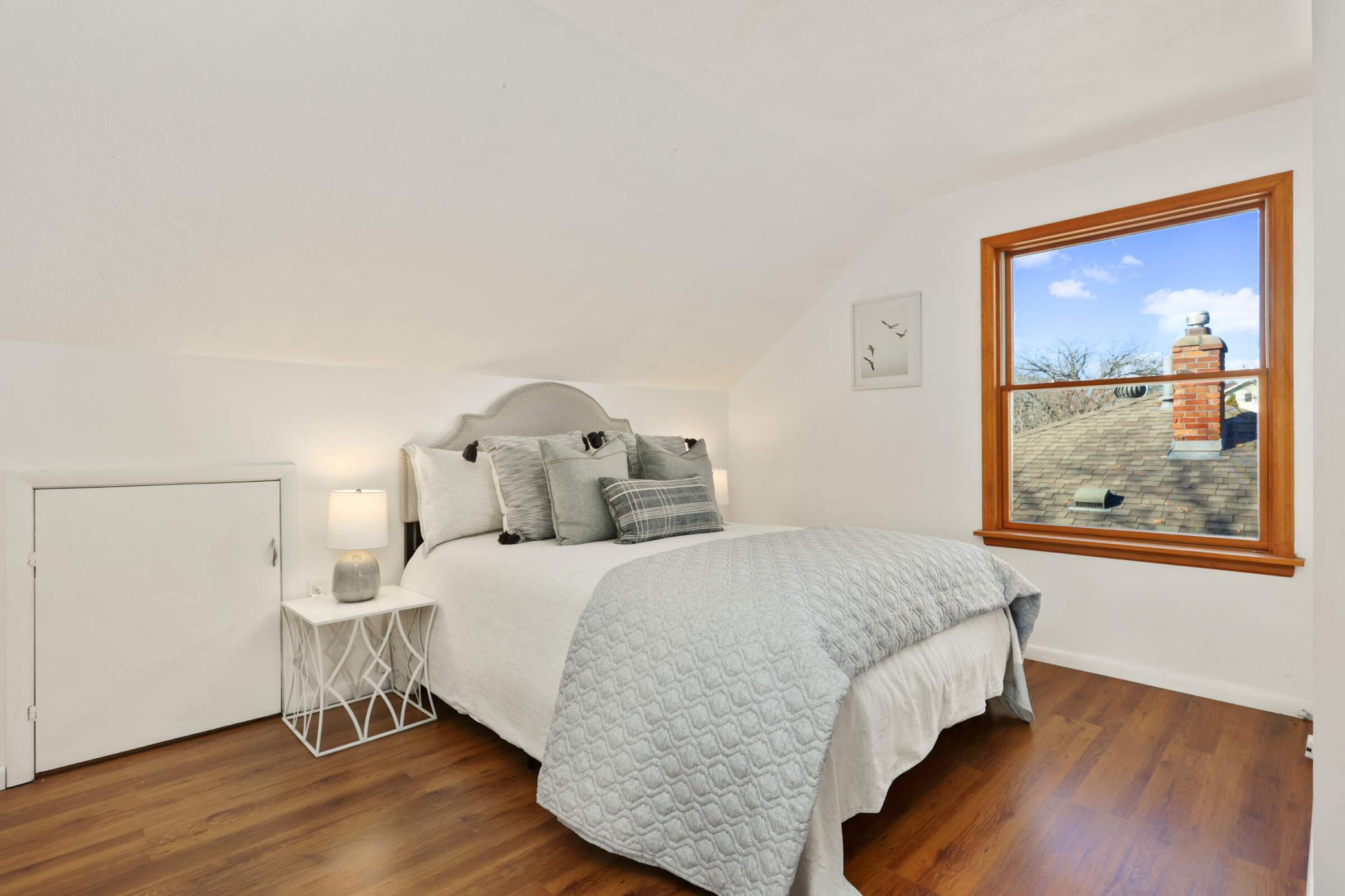 2667 Parkview Boulevard