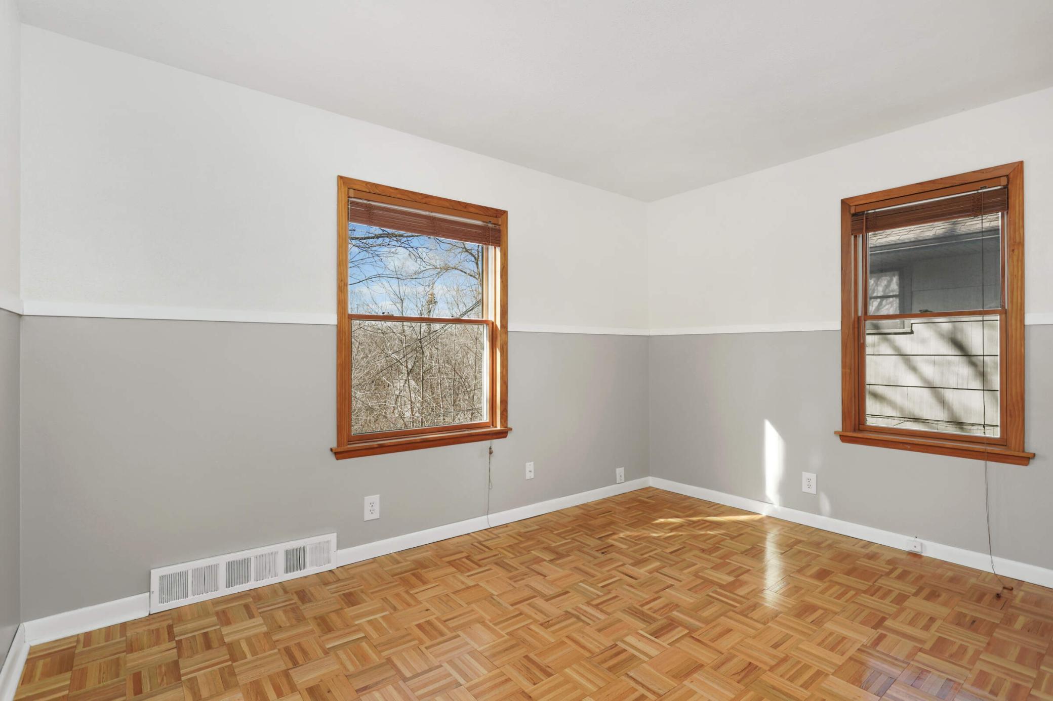 2667 Parkview Boulevard