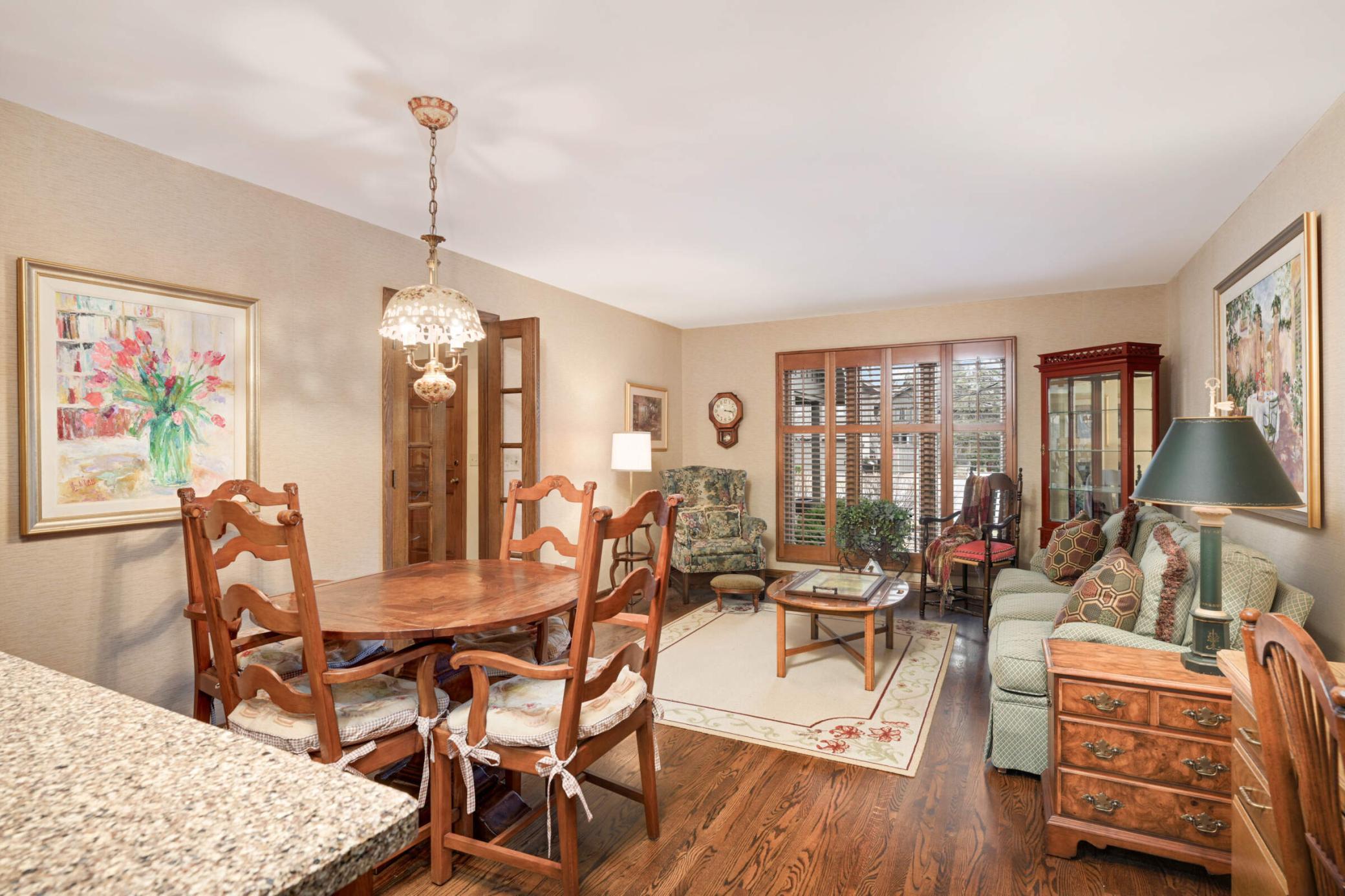 1775 Lexington Avenue S Unit: 12