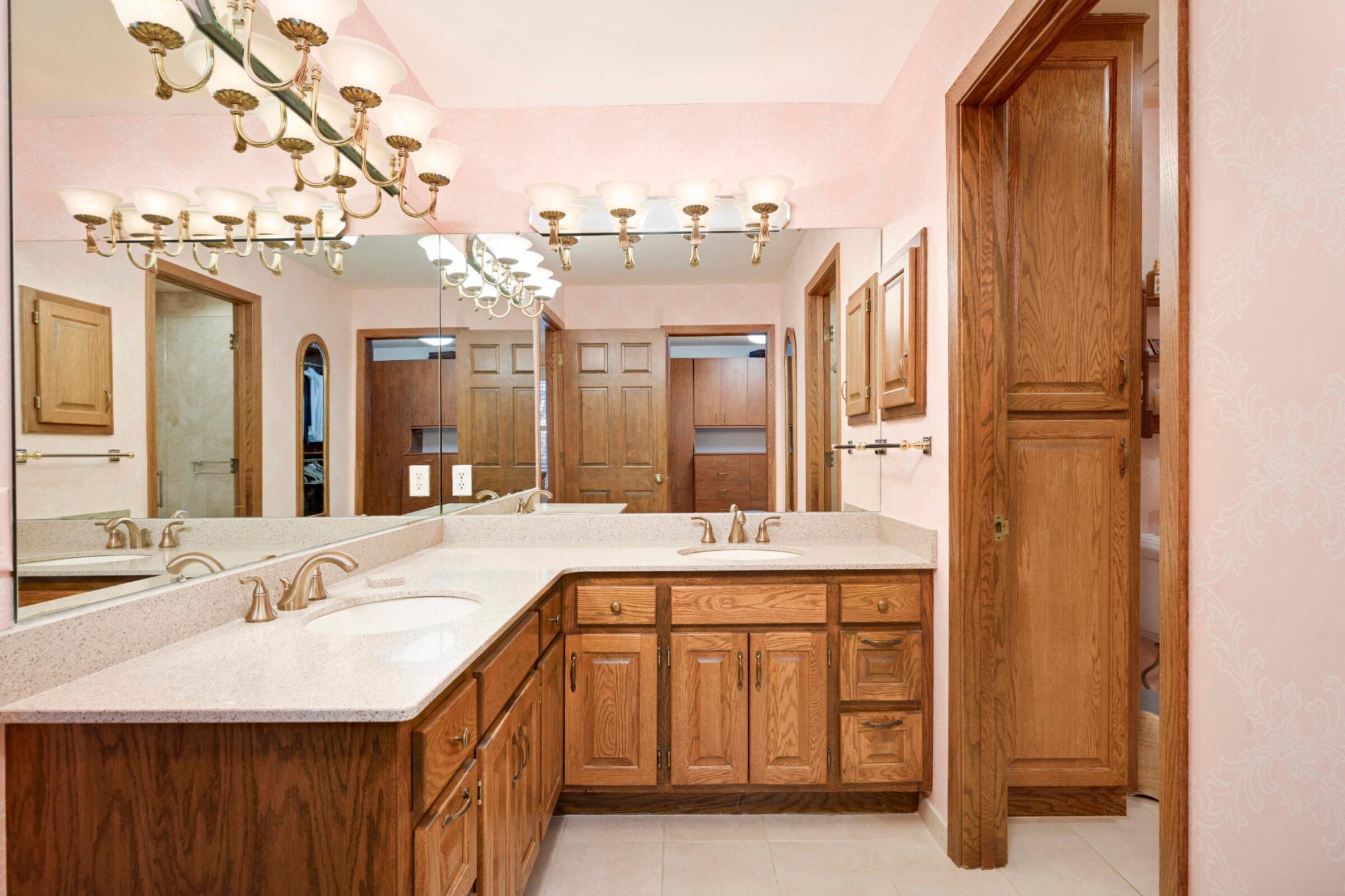 1775 Lexington Avenue S Unit: 12