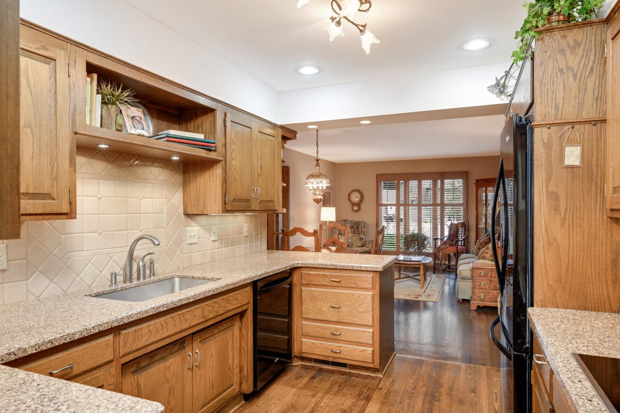 1775 Lexington Avenue S Unit: 12