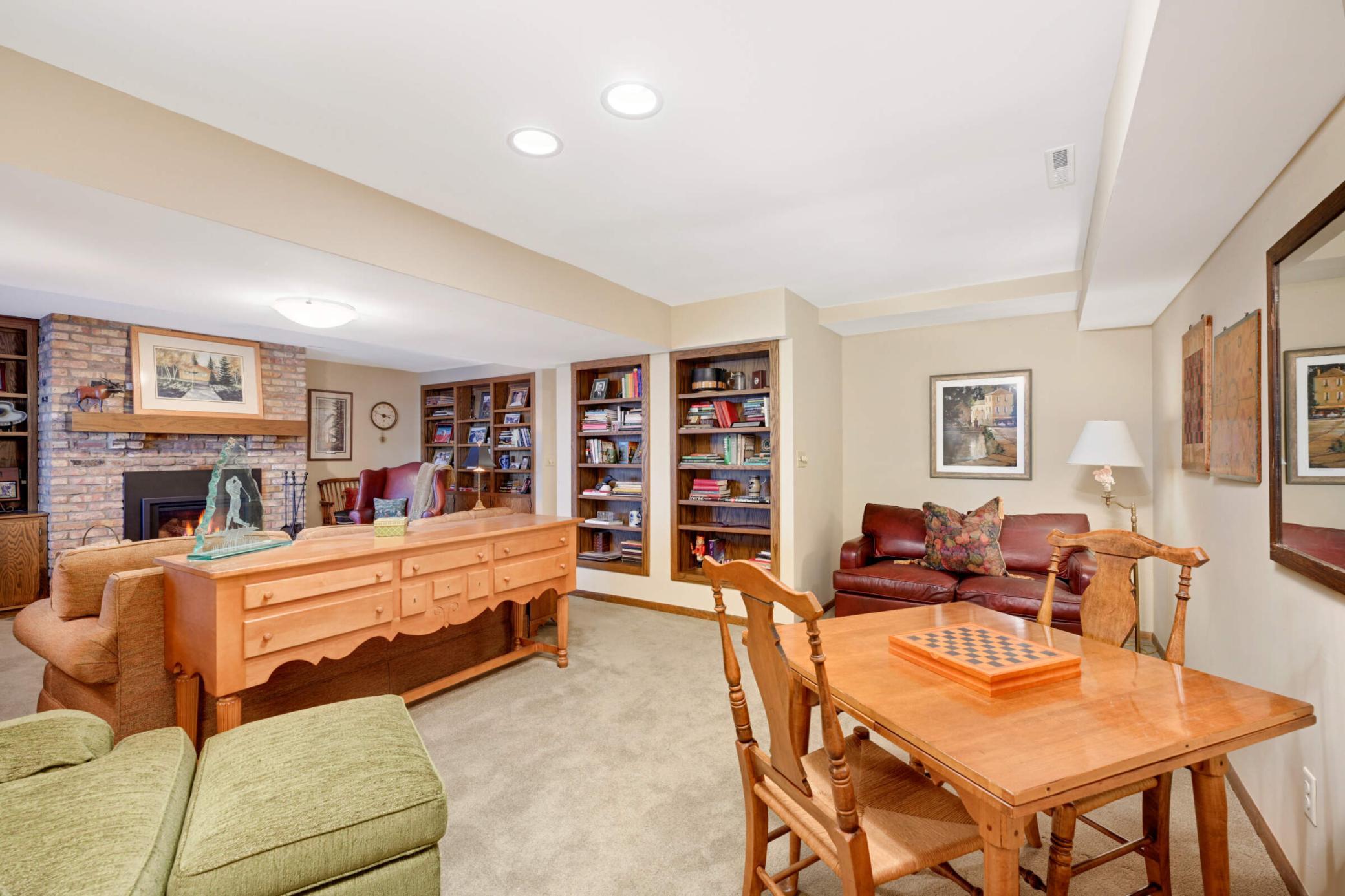 1775 Lexington Avenue S Unit: 12