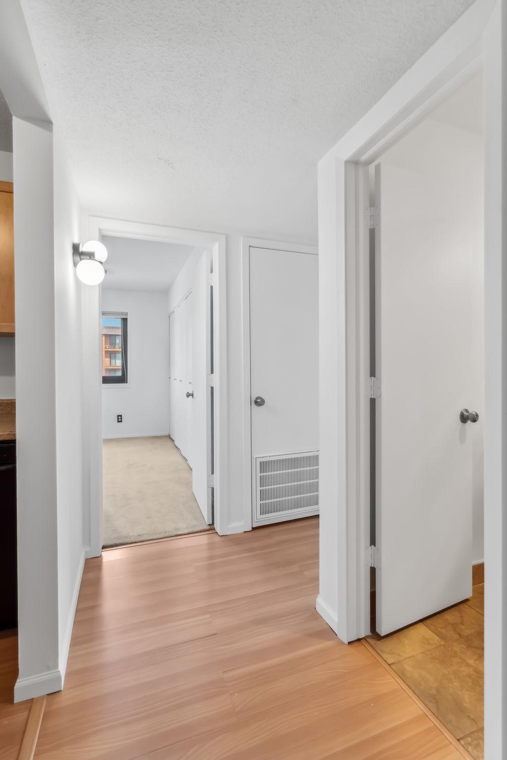 4100 Parklawn Avenue Unit: 201
