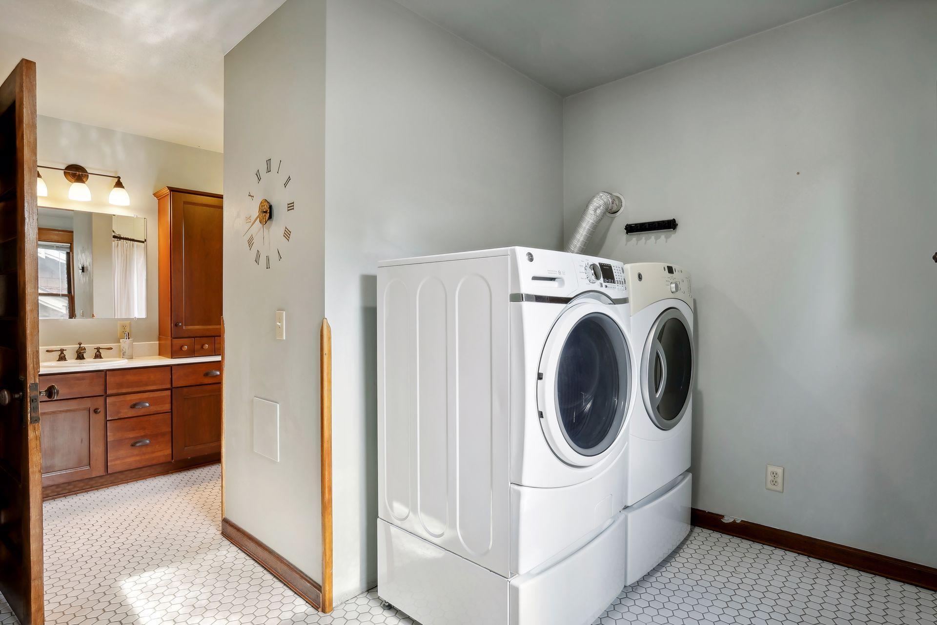 1080 Marshall Avenue