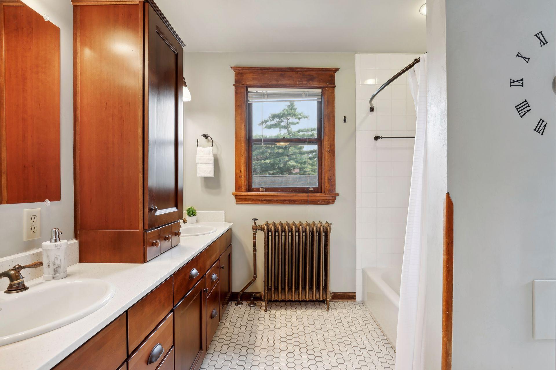 1080 Marshall Avenue