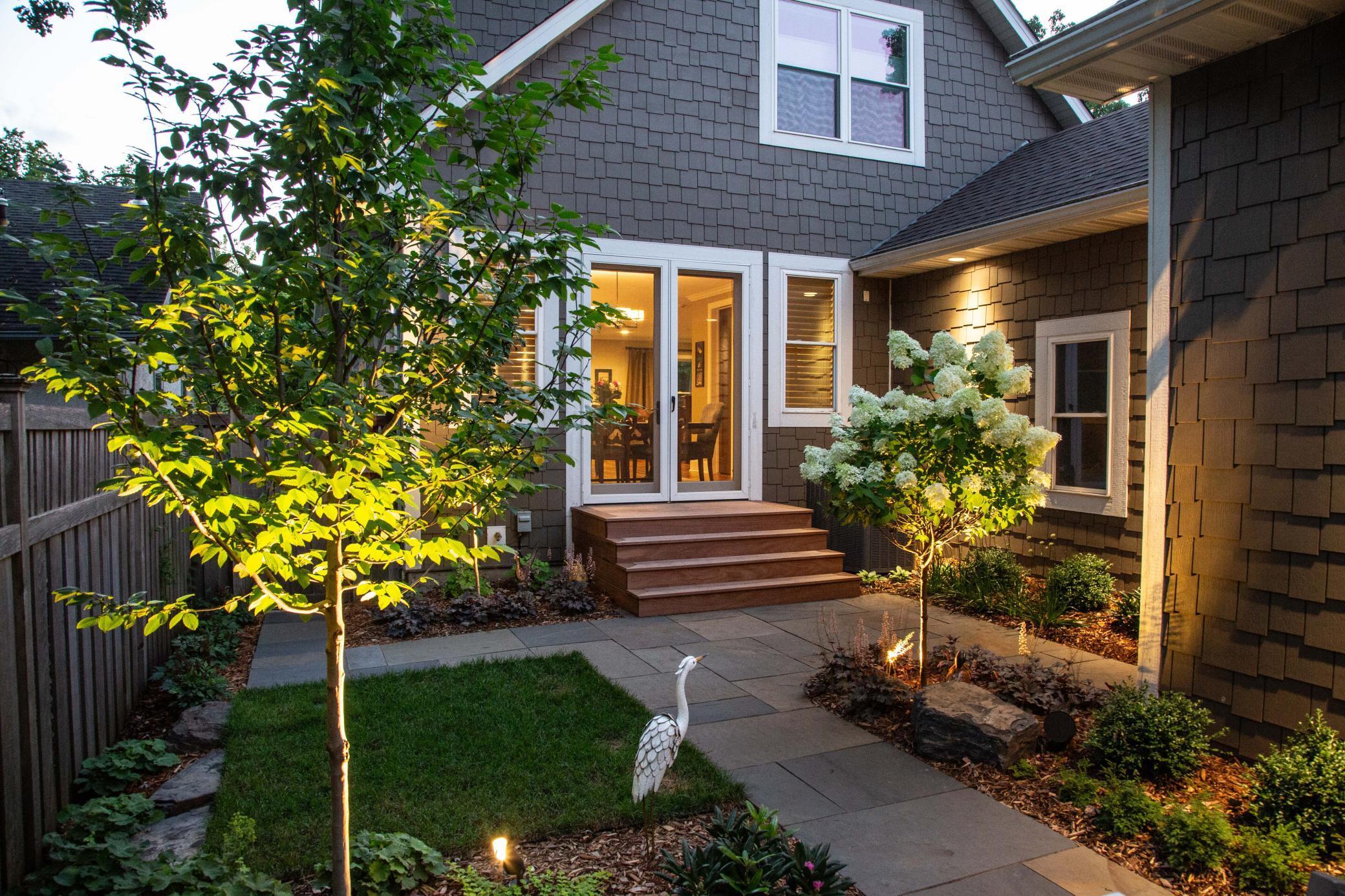 3715 Dupont Avenue S