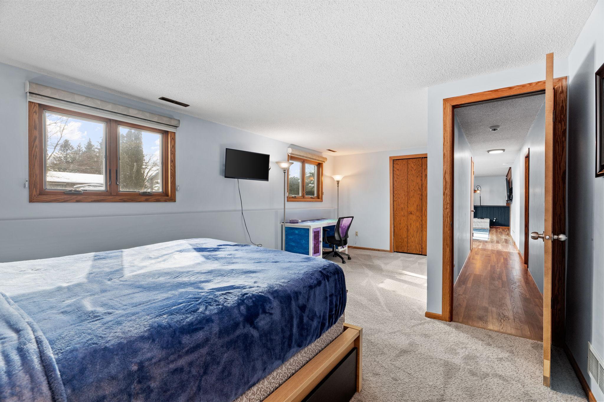 2461 Nemitz Avenue E