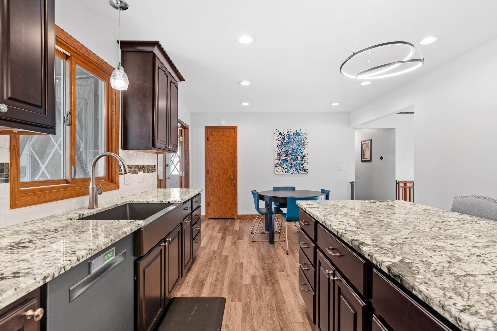 2461 Nemitz Avenue E