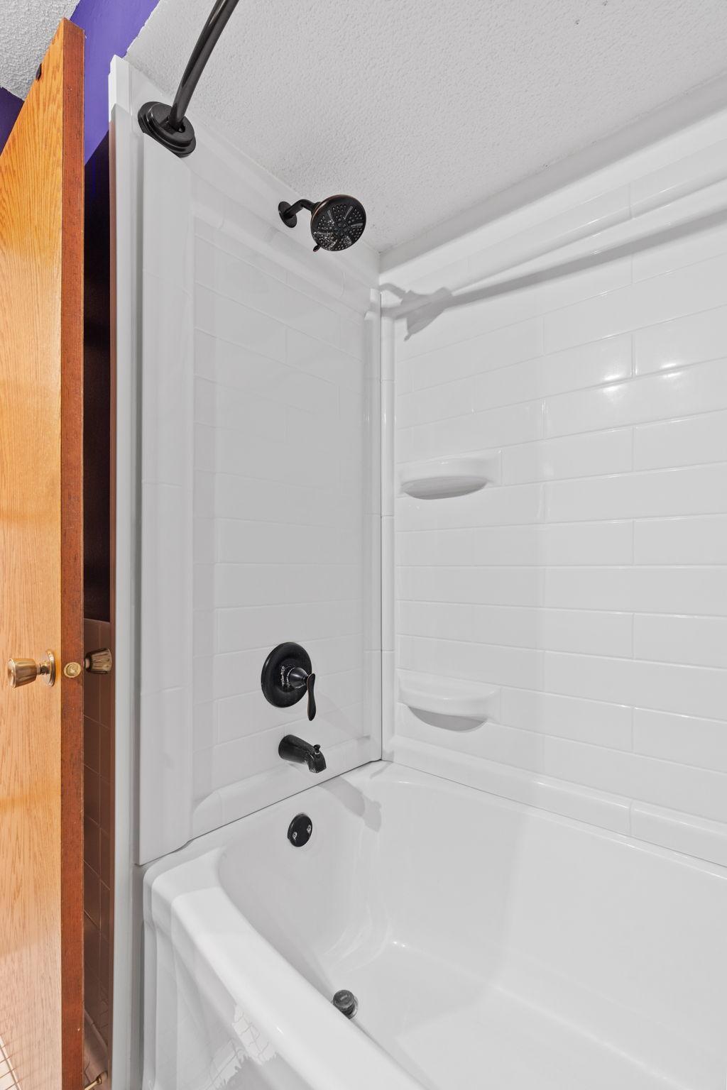 2461 Nemitz Avenue E