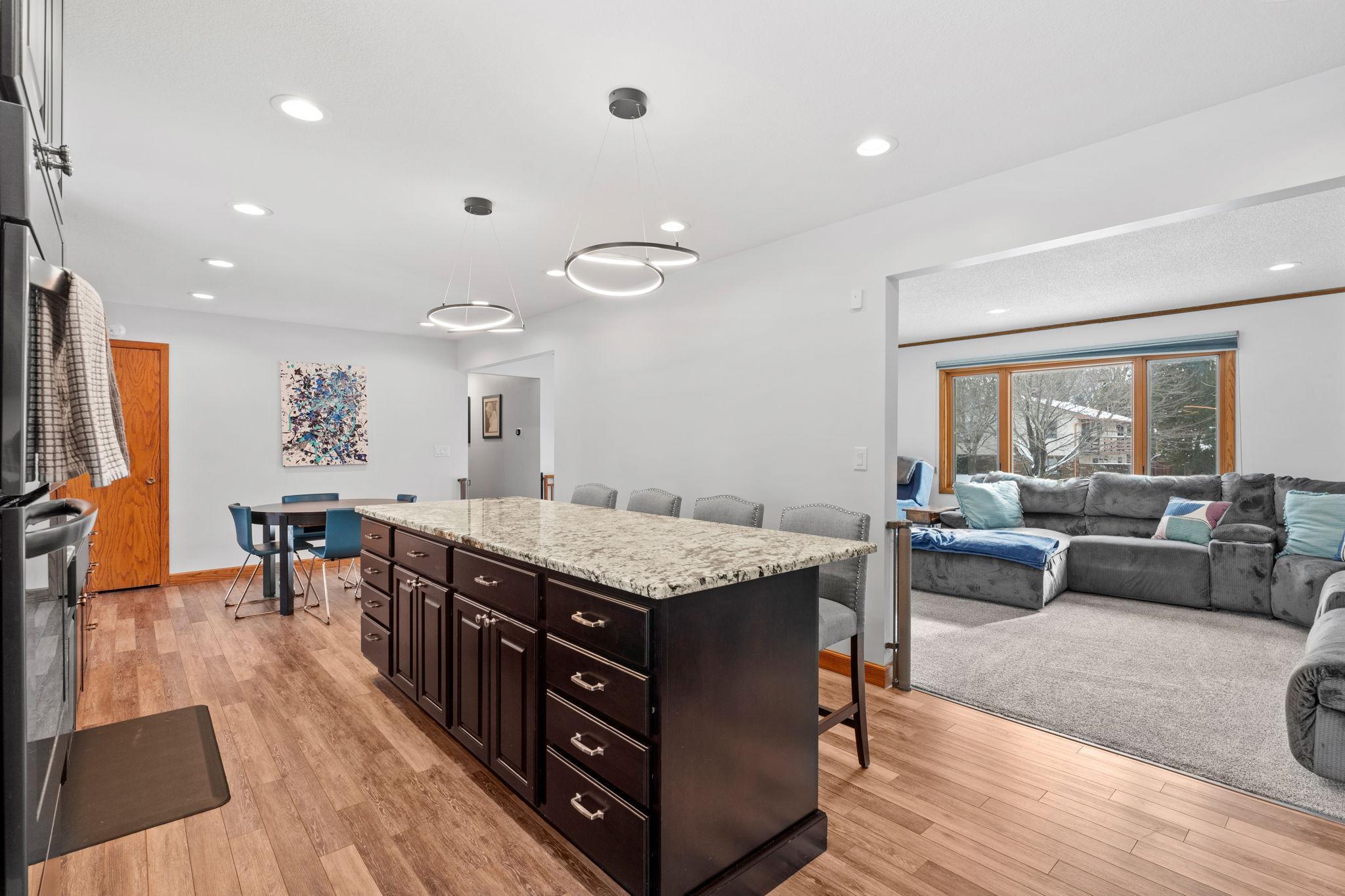 2461 Nemitz Avenue E