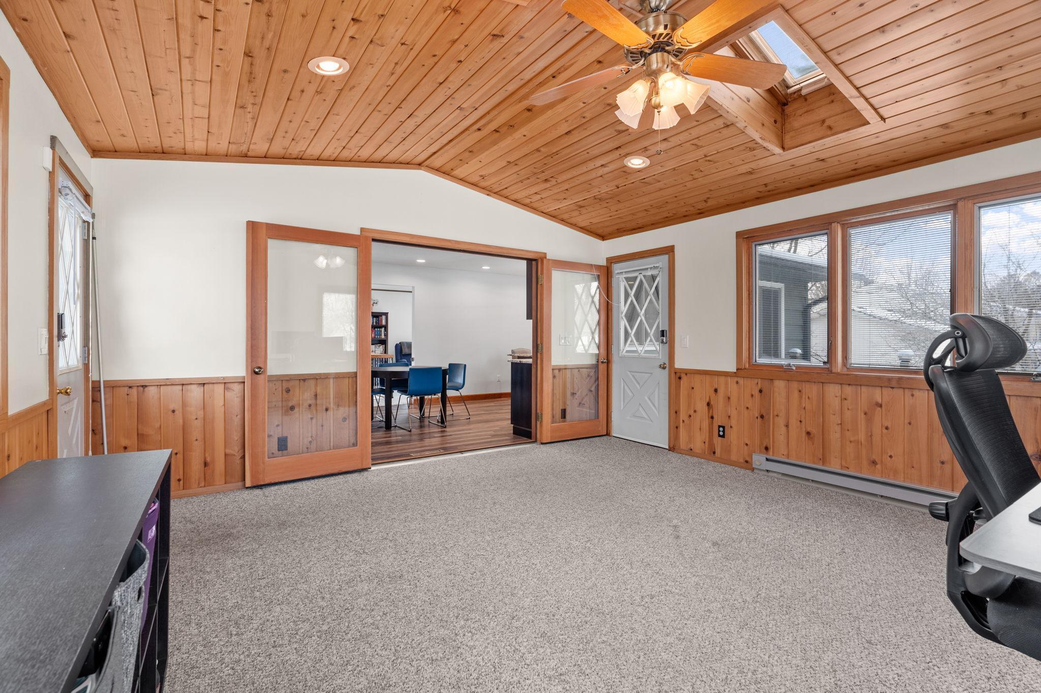 2461 Nemitz Avenue E