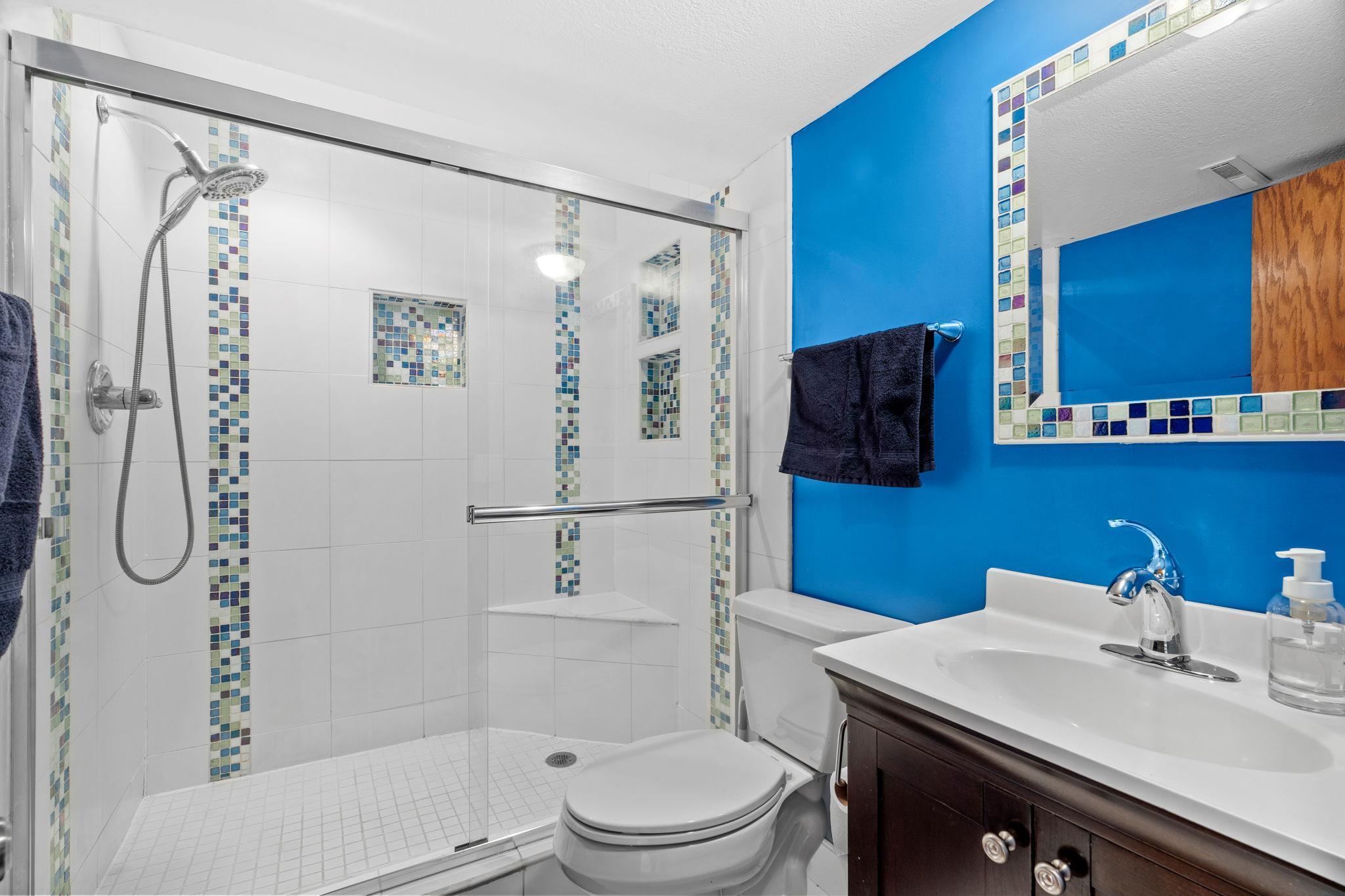 2461 Nemitz Avenue E