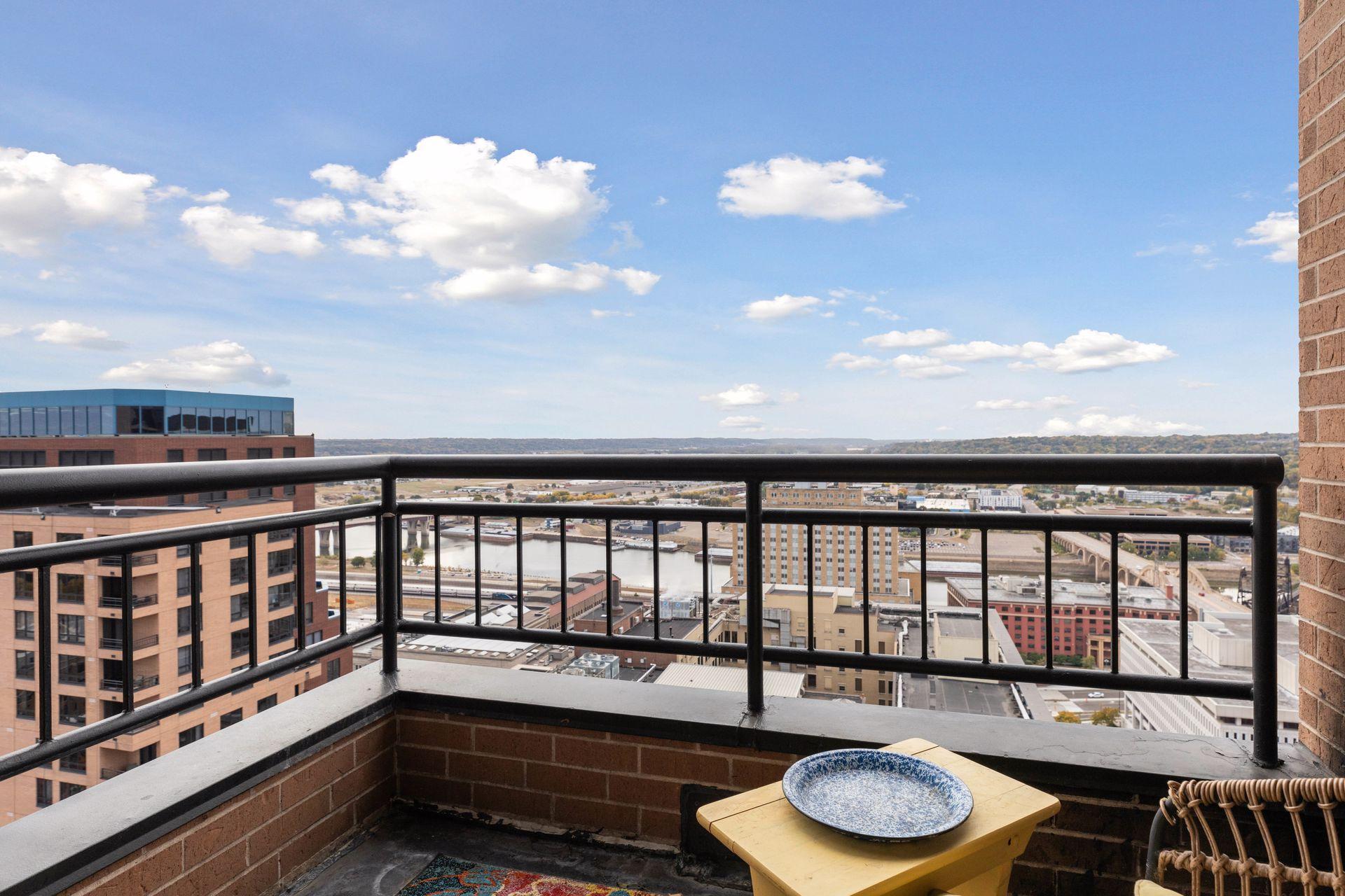 168 6th Street E Unit: 3203
