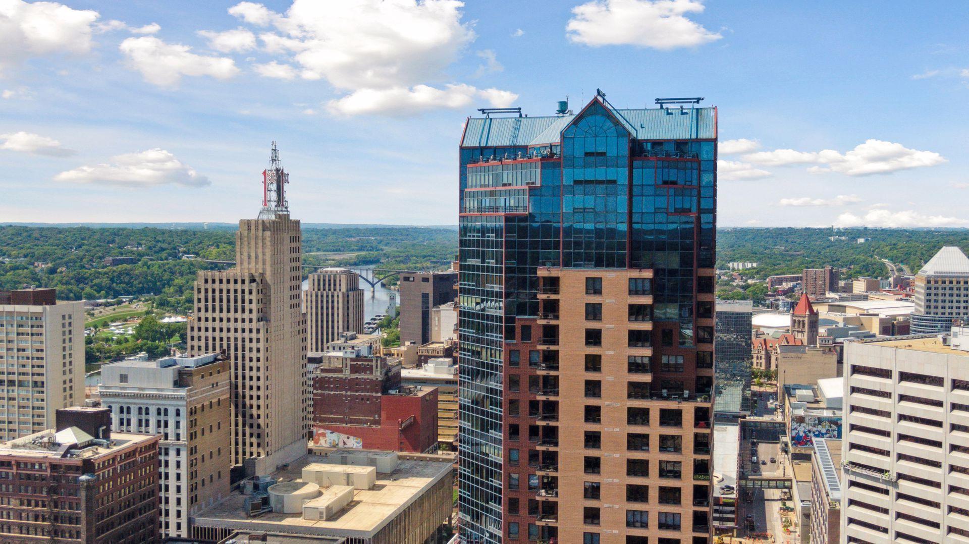 168 6th Street E Unit: 3203