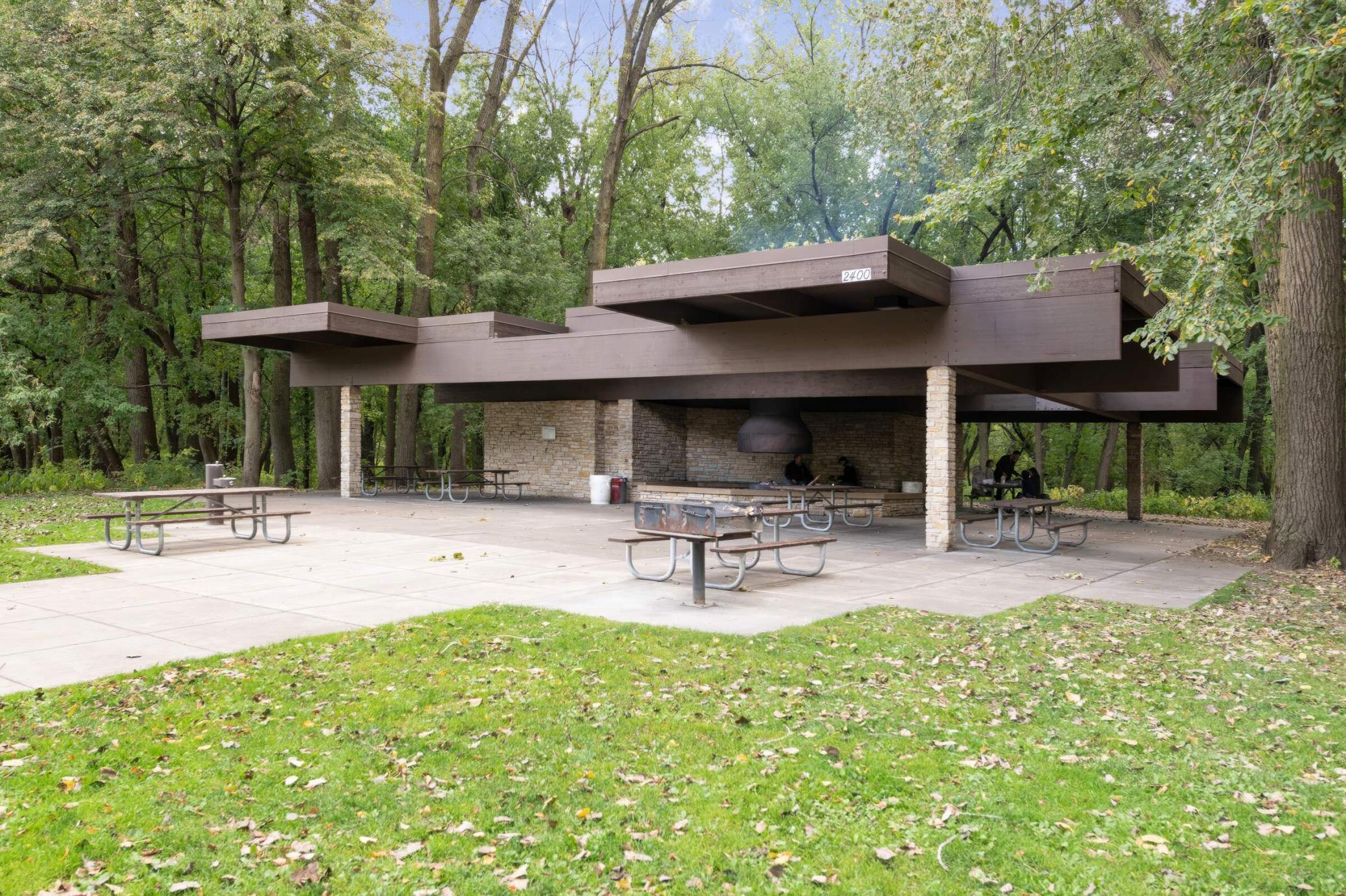 1800 Graham Avenue Unit: 323