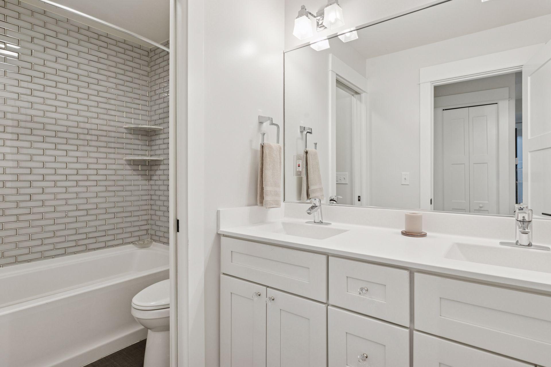 1081 Fairmount Avenue