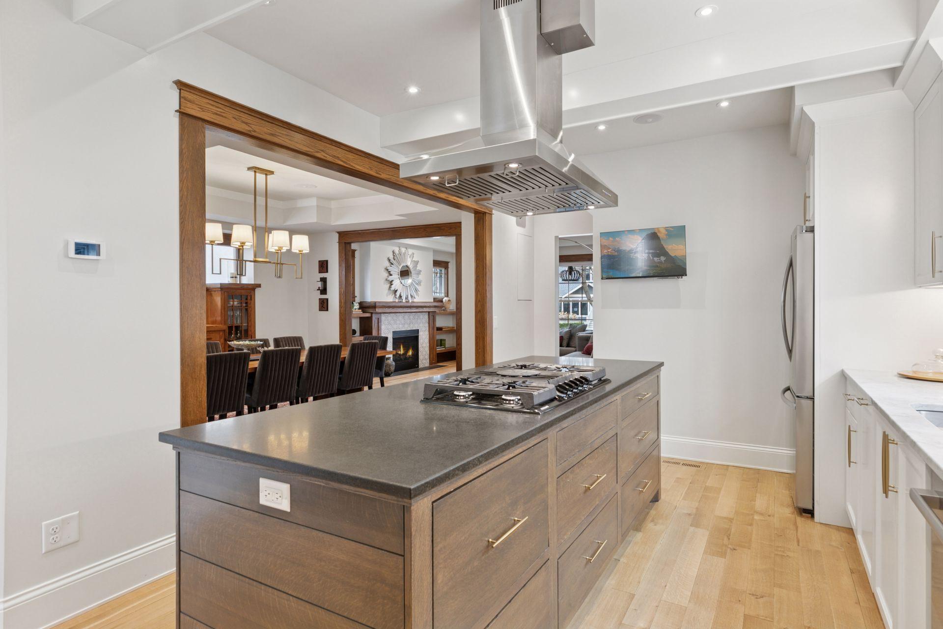 1081 Fairmount Avenue