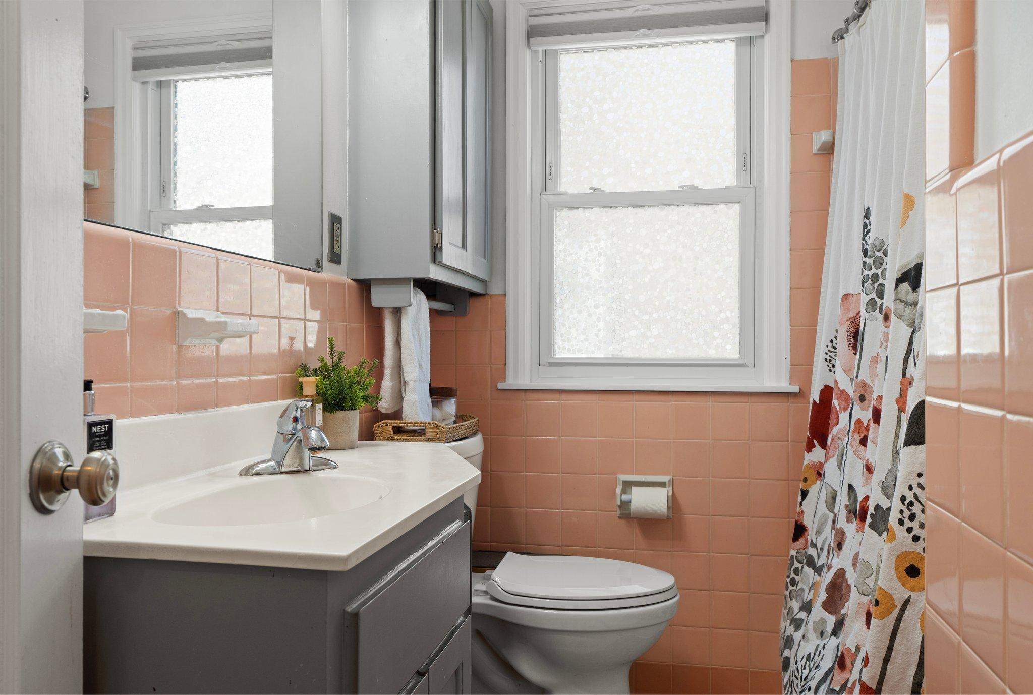 5617 Vincent Avenue S