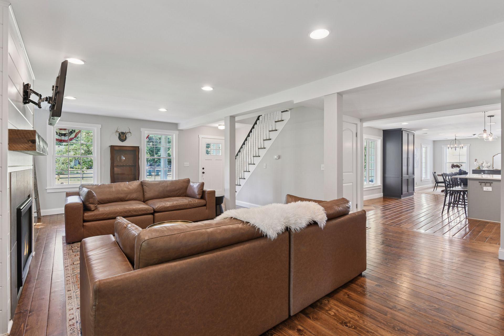 15710 Minnetonka Boulevard