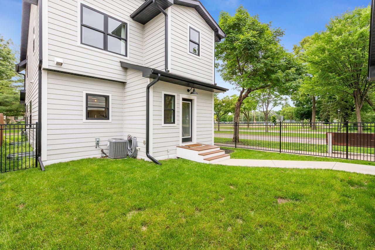 1192 Edgcumbe Road