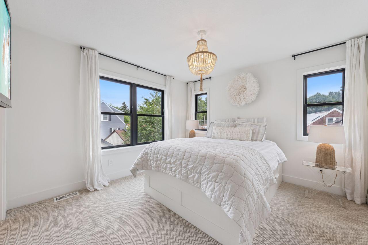 1192 Edgcumbe Road