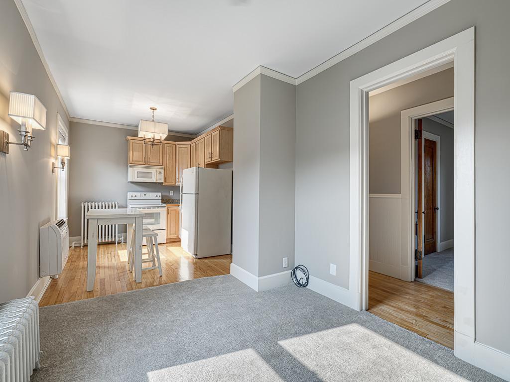 808 Summit Avenue Unit: 3