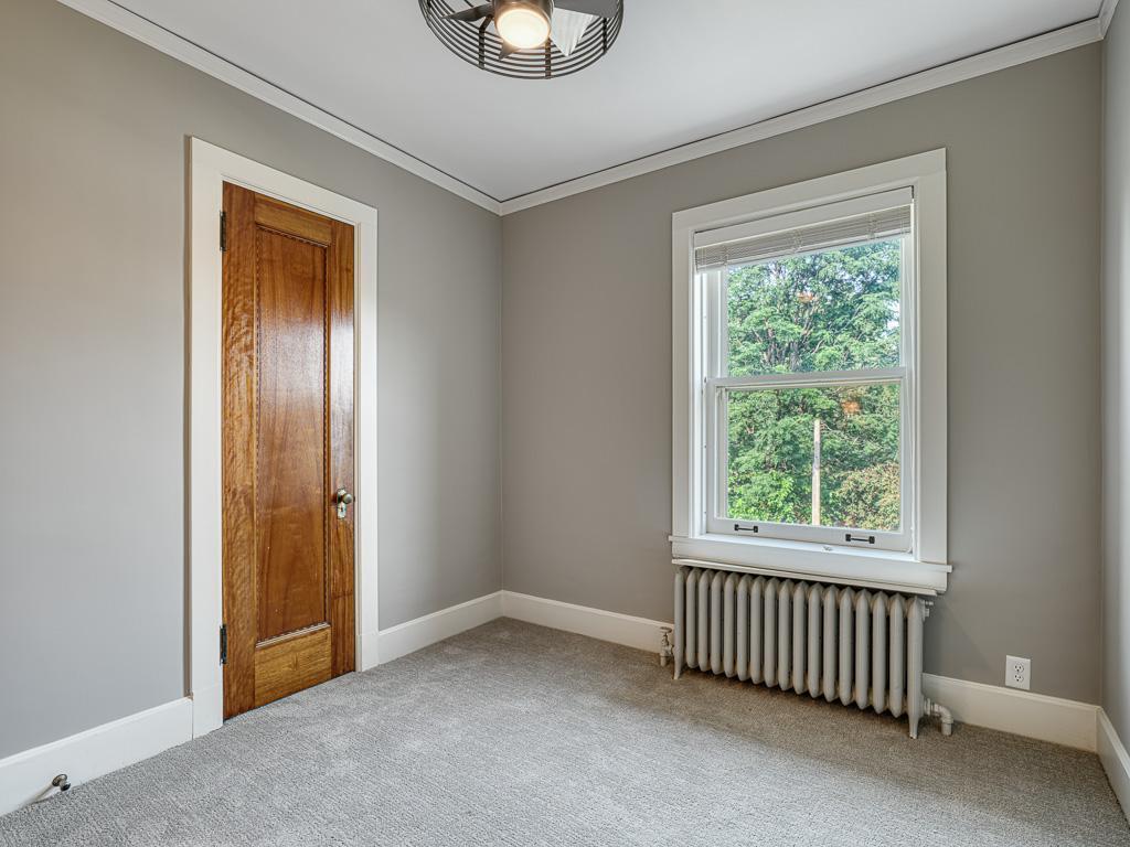 808 Summit Avenue Unit: 3