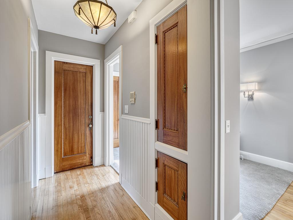 808 Summit Avenue Unit: 3