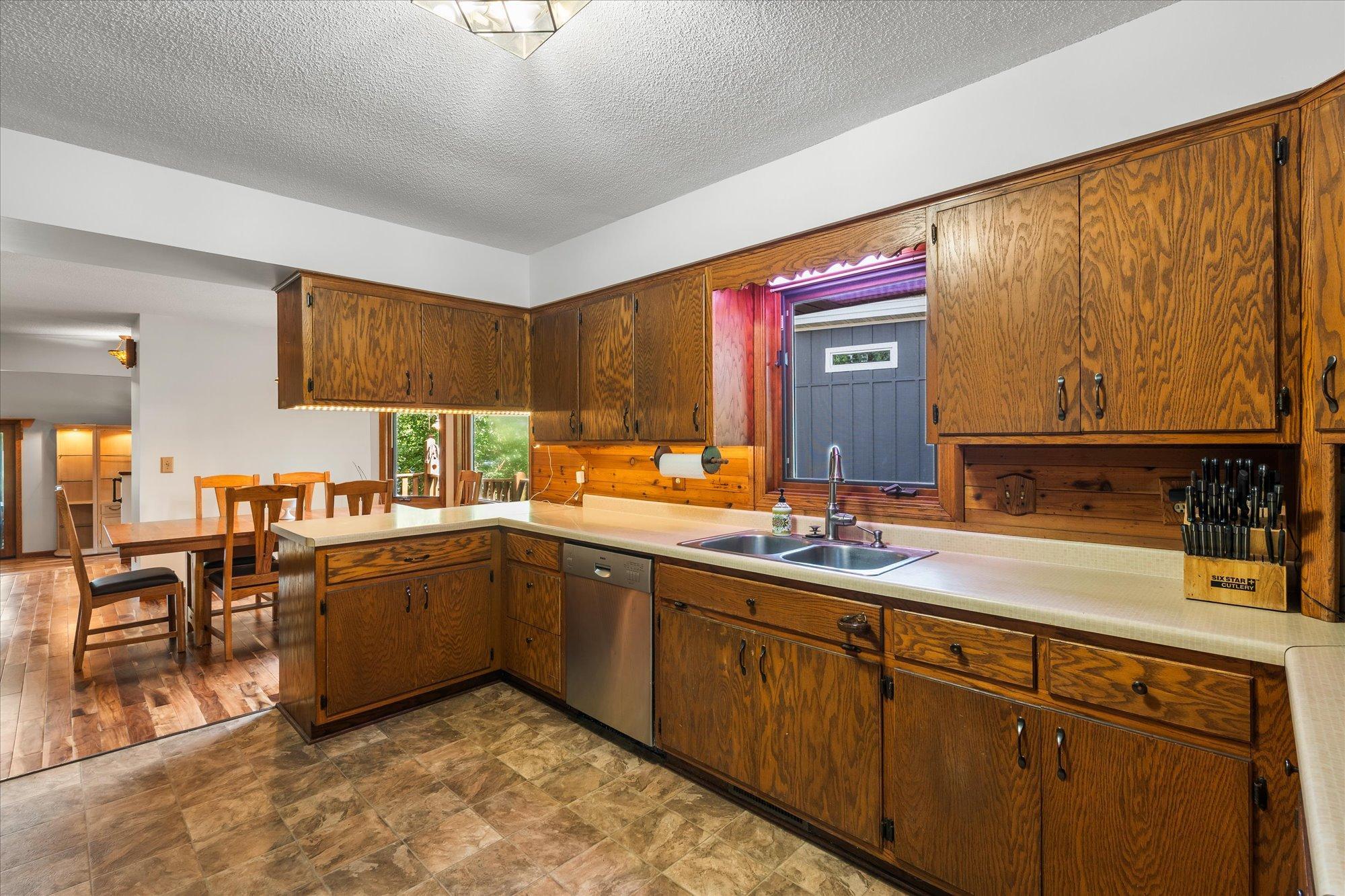 420 McCarrons Boulevard S