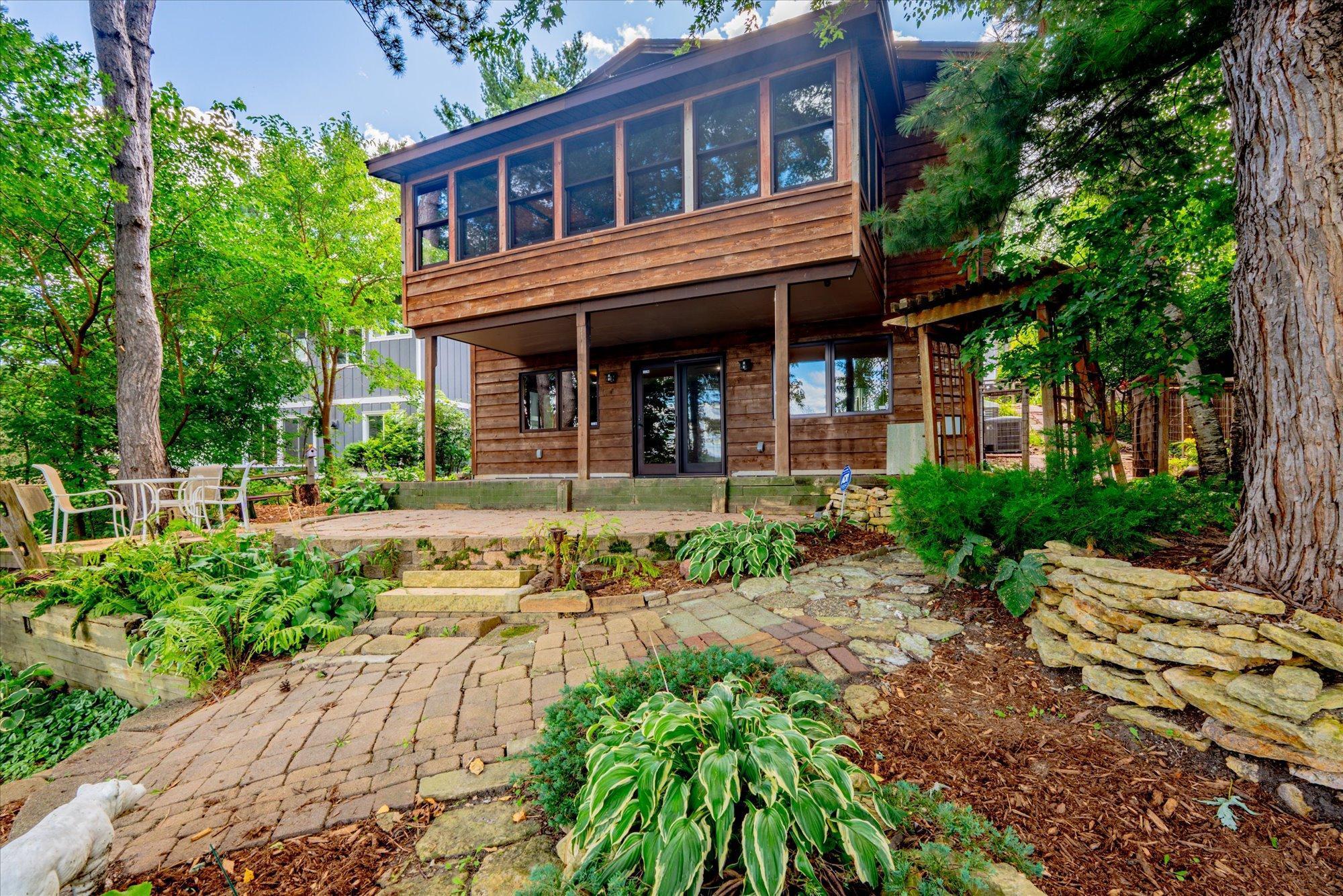 420 McCarrons Boulevard S