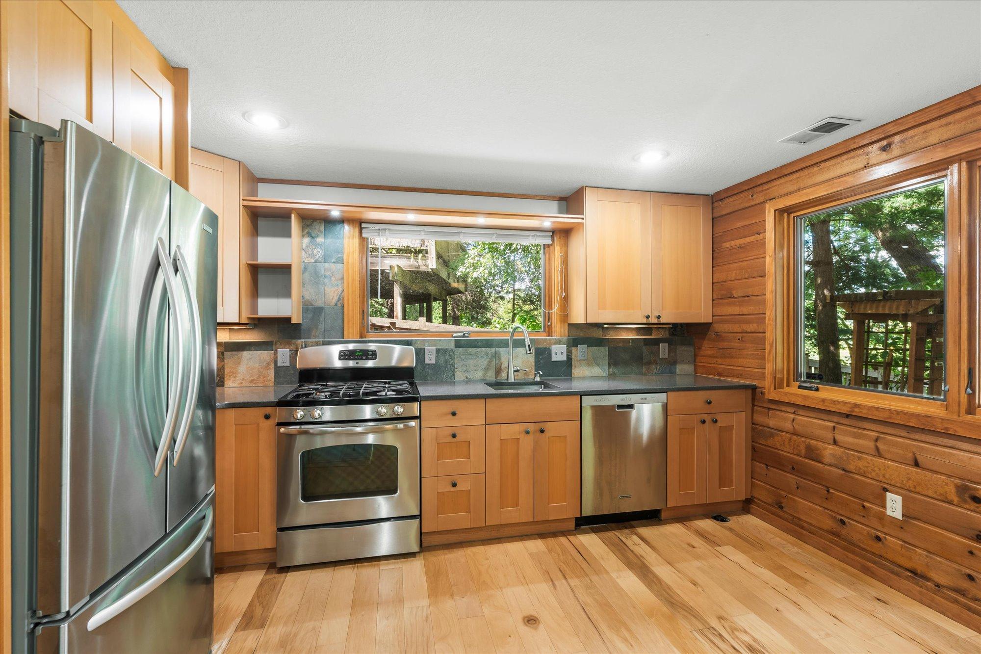 420 McCarrons Boulevard S