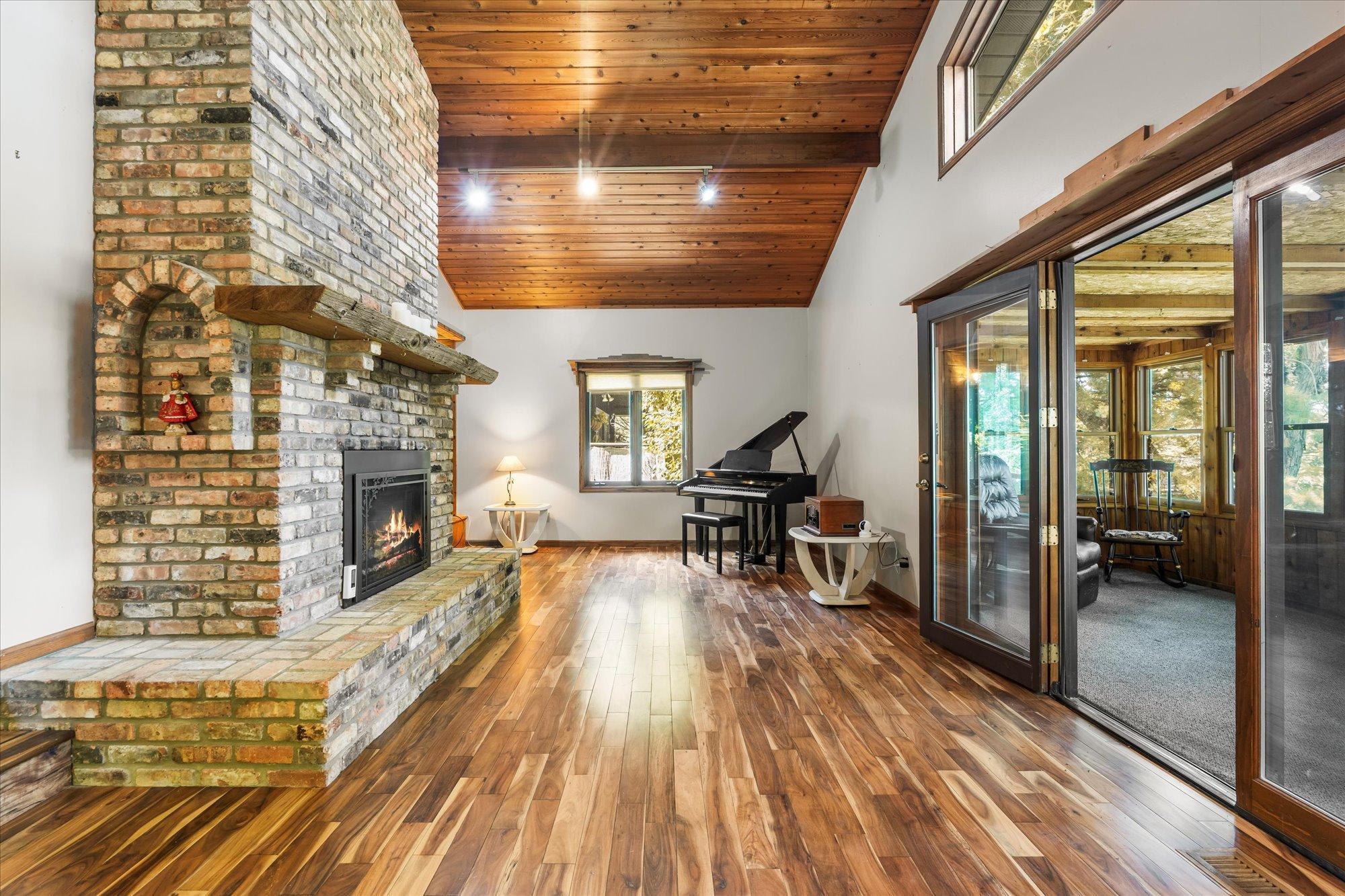 420 McCarrons Boulevard S