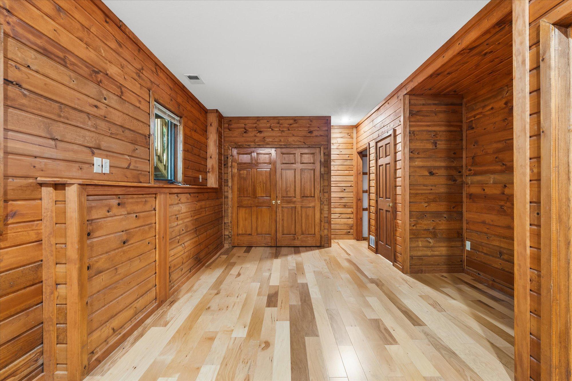 420 McCarrons Boulevard S