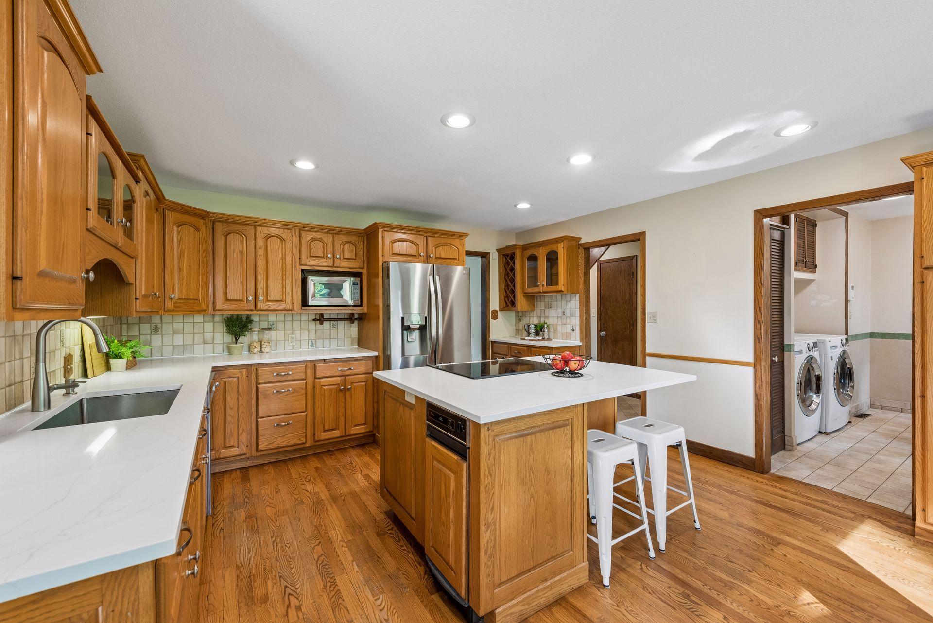 481 Desnoyer Avenue
