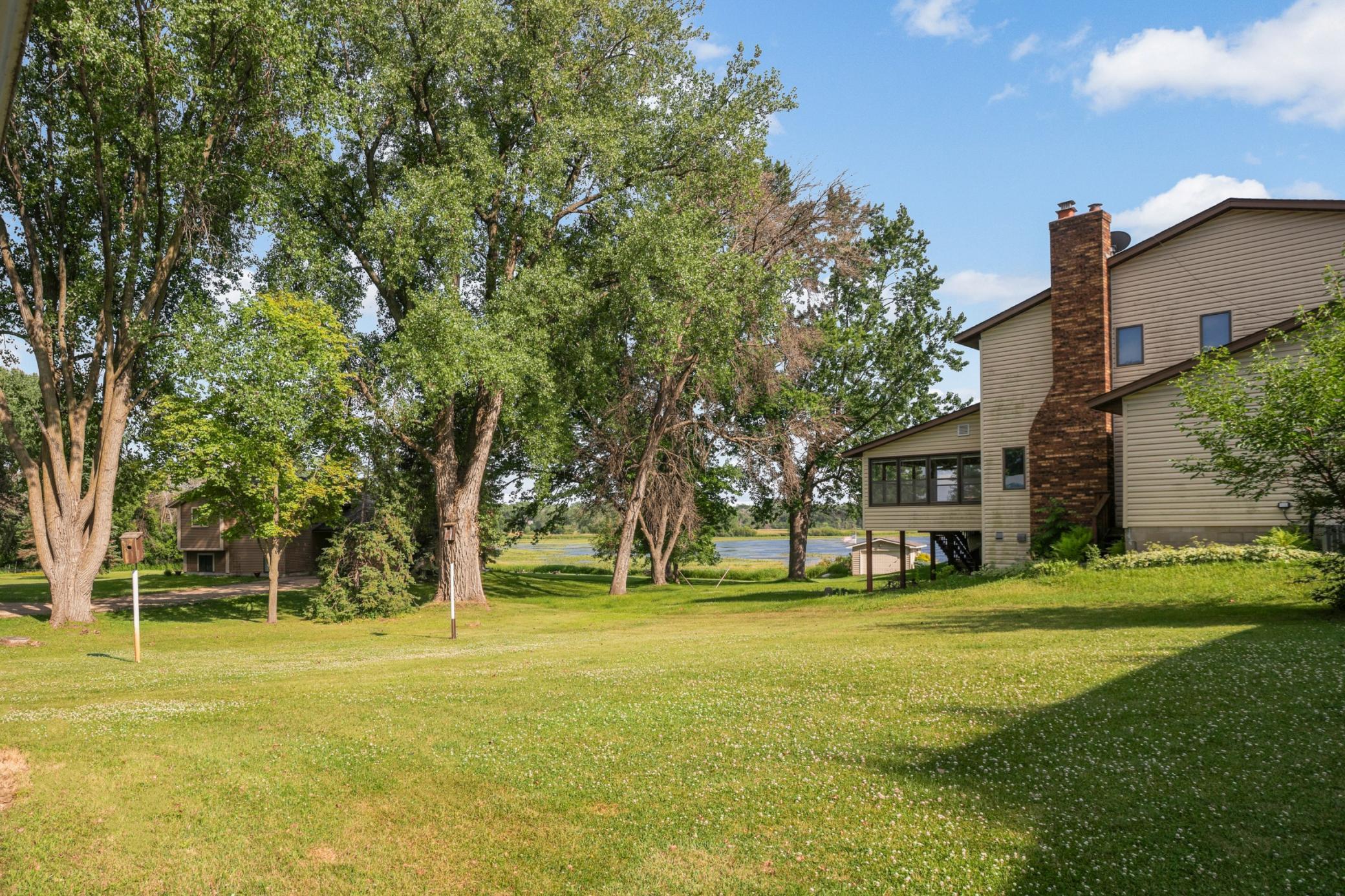 2878 Meadowlark Lane