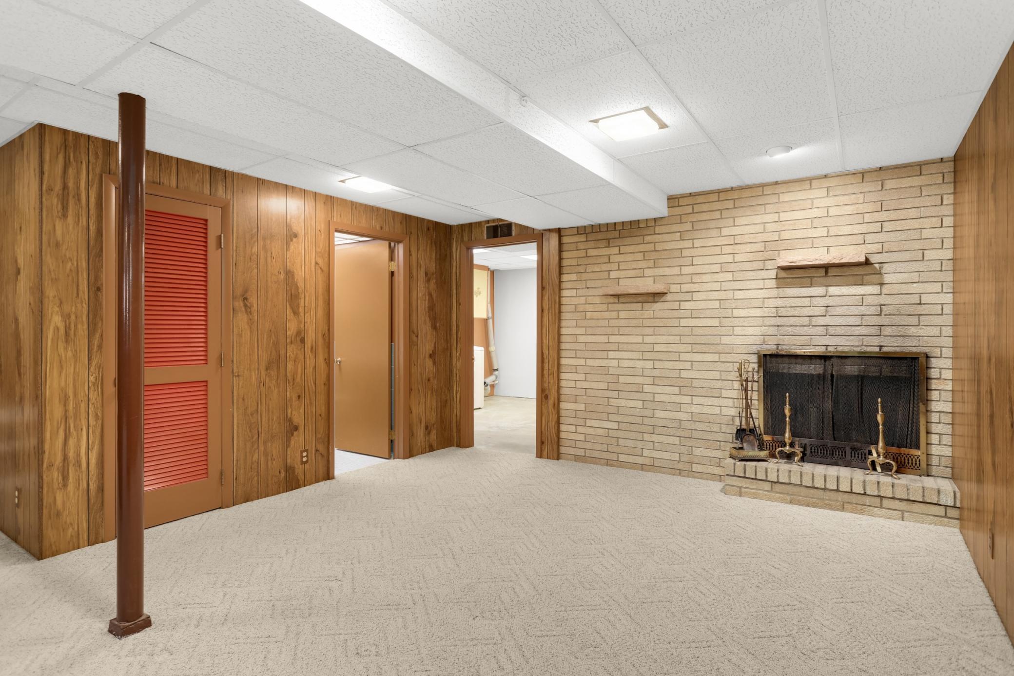 2878 Meadowlark Lane