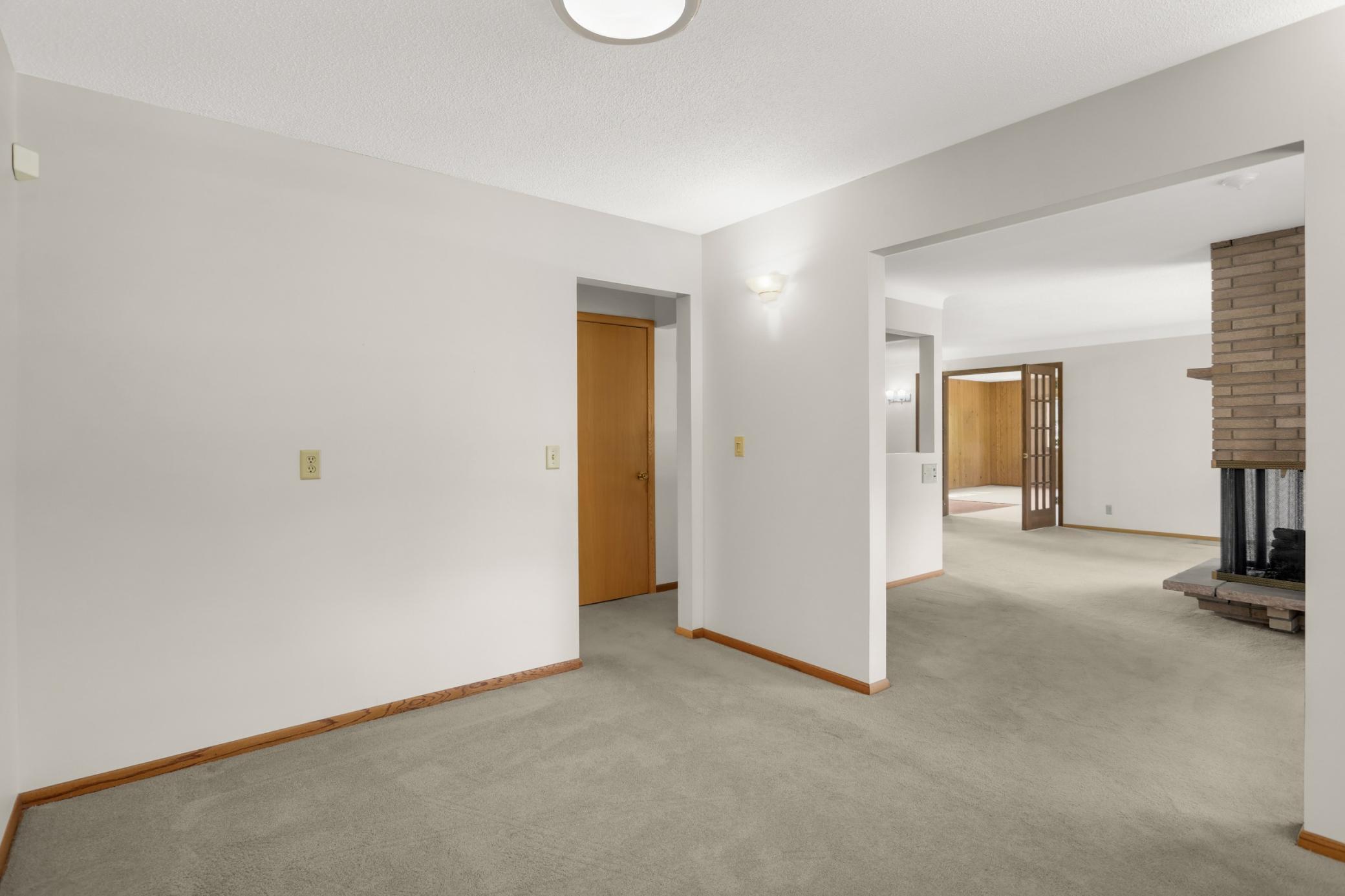 2878 Meadowlark Lane