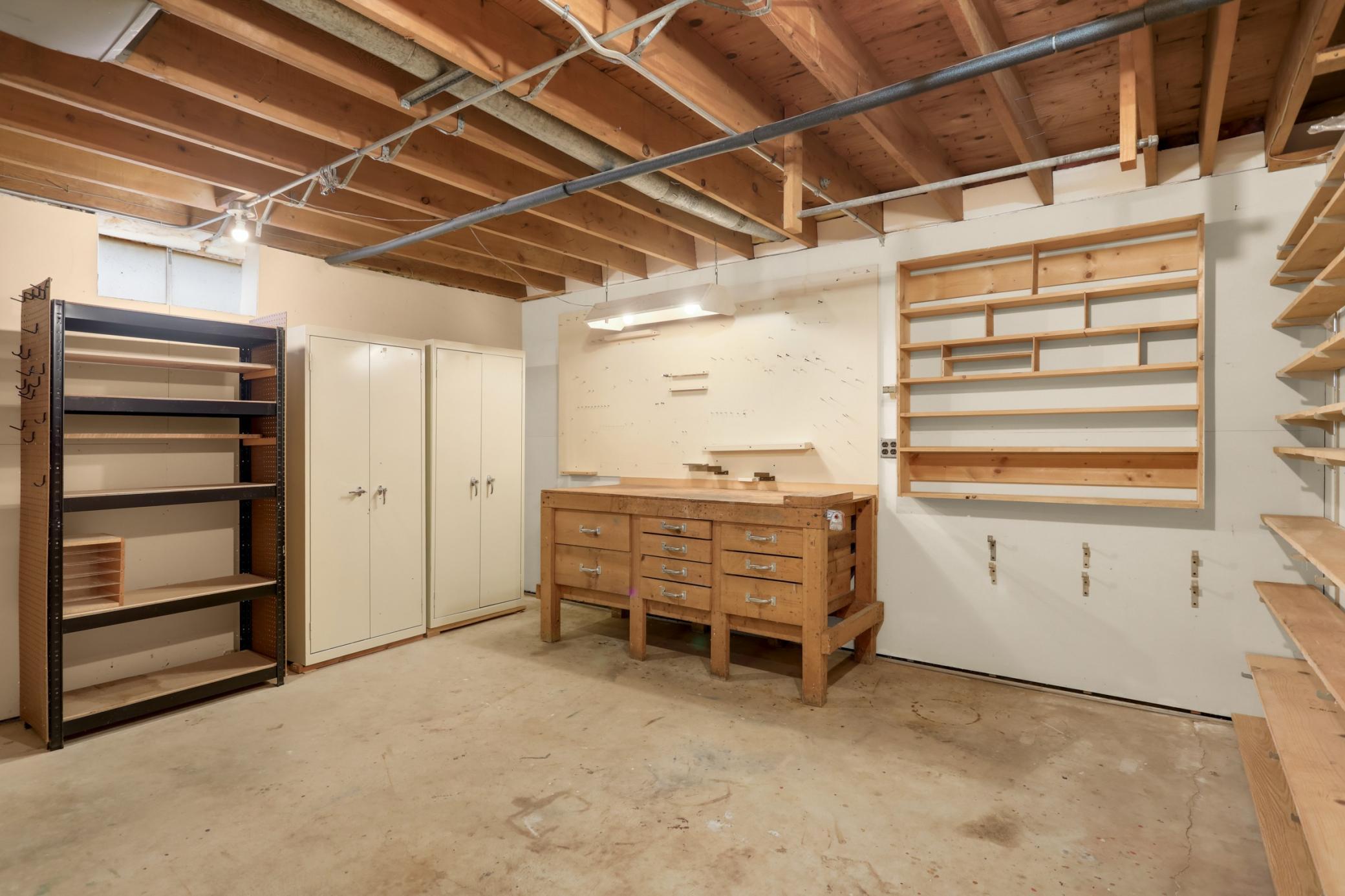 2878 Meadowlark Lane