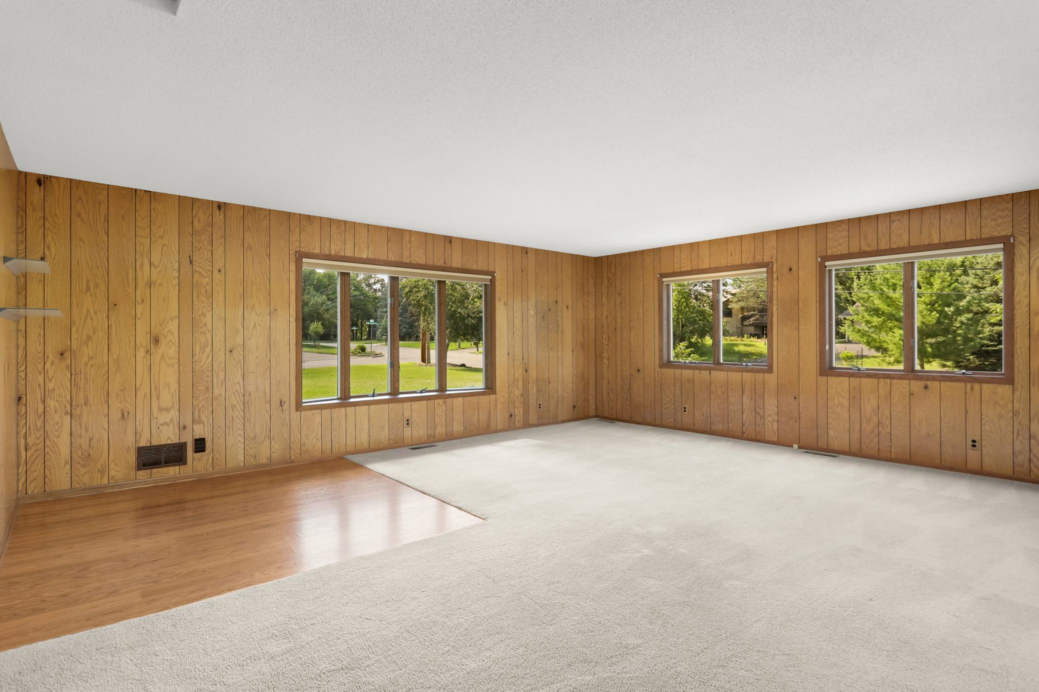 2878 Meadowlark Lane
