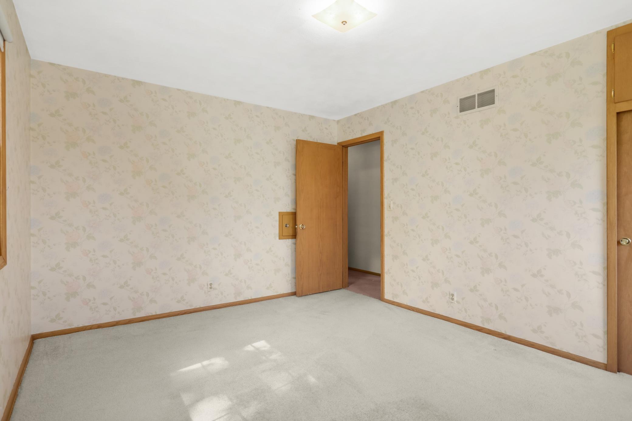2878 Meadowlark Lane