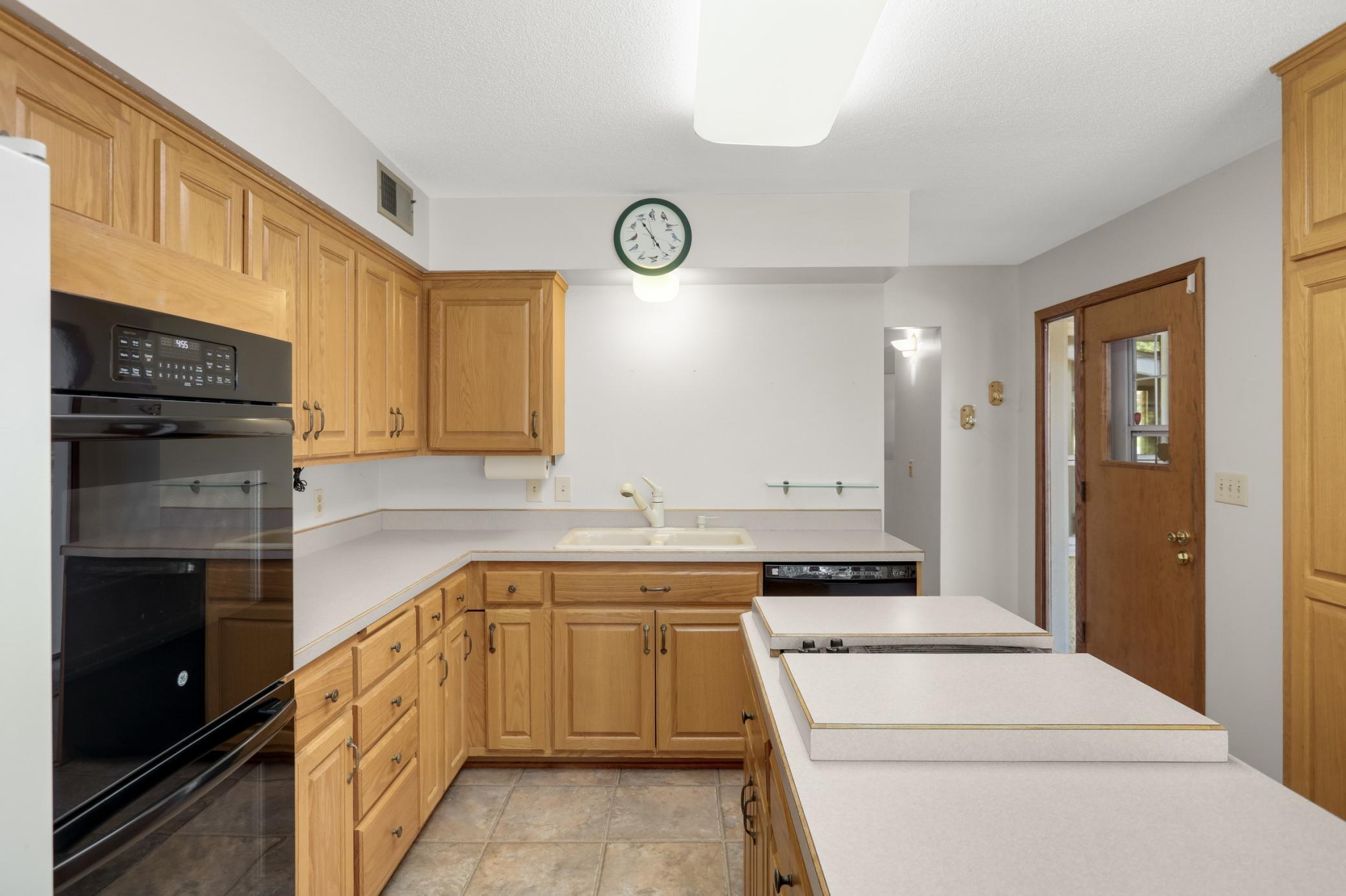 2878 Meadowlark Lane