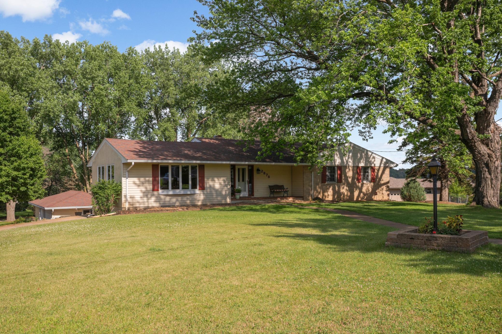 2878 Meadowlark Lane