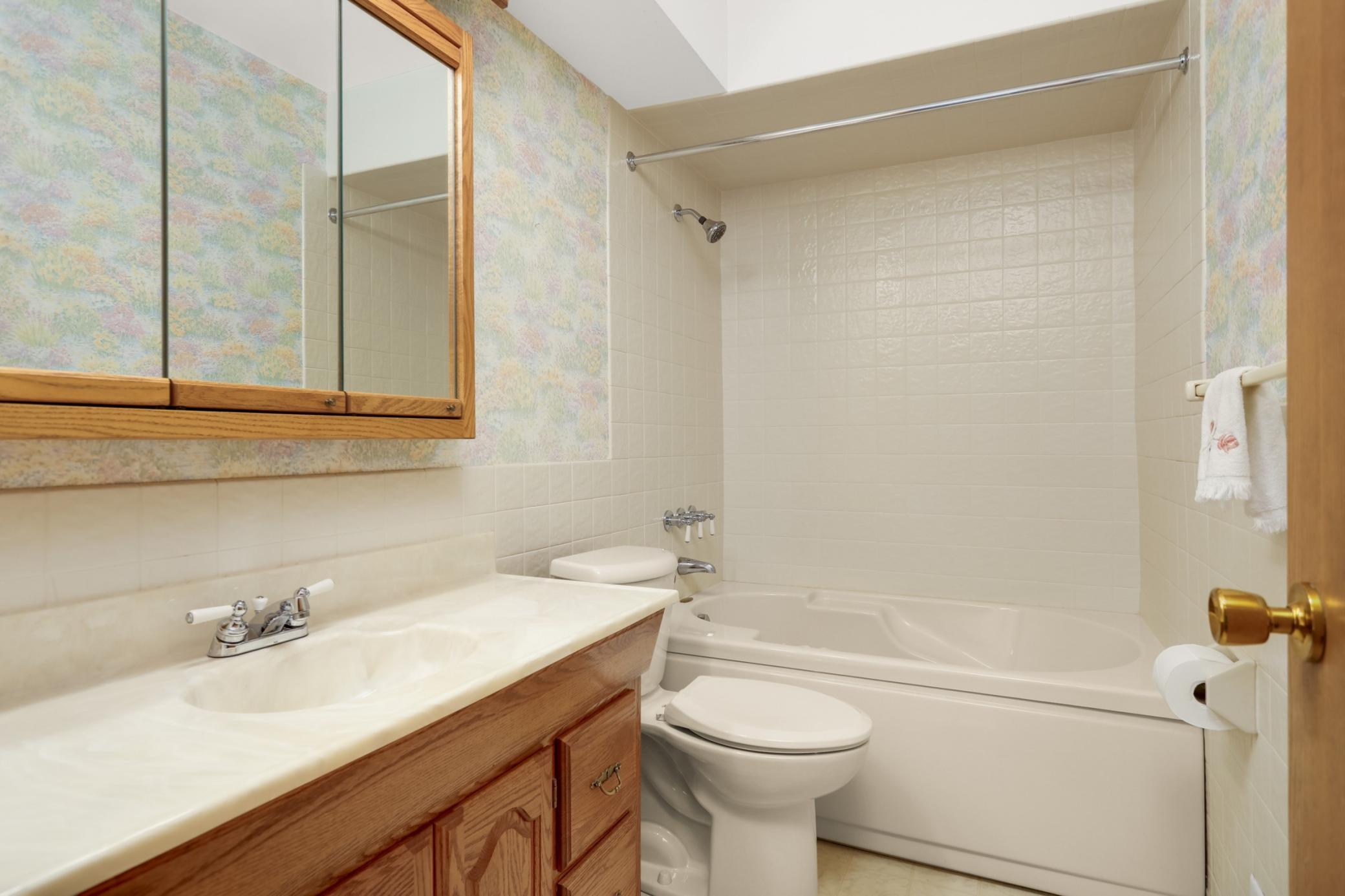 2878 Meadowlark Lane