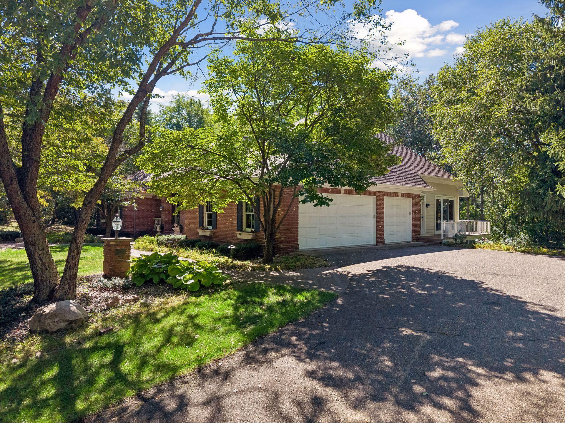1959 Pine Ridge Drive