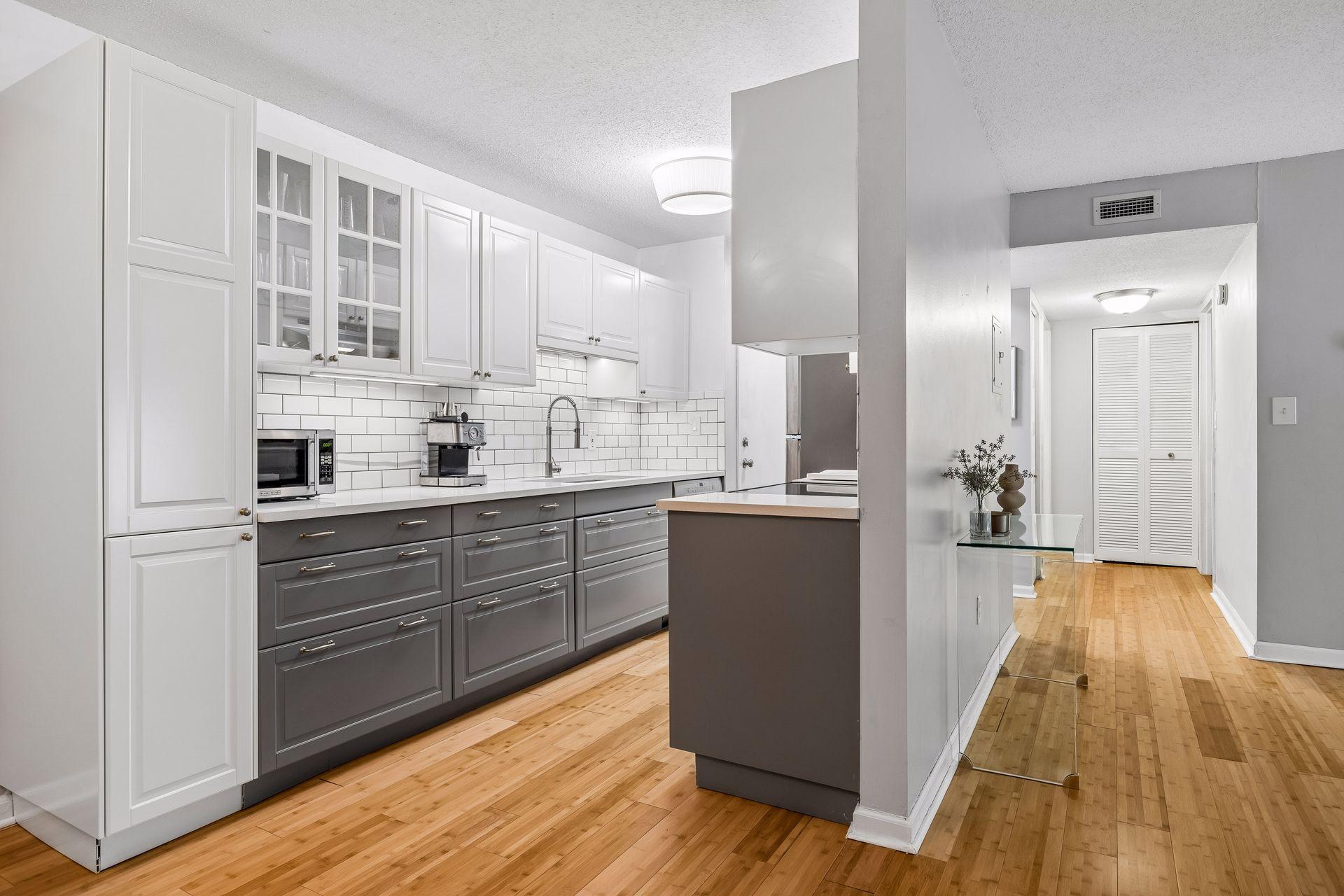 1200 Nicollet Mall Unit: 307