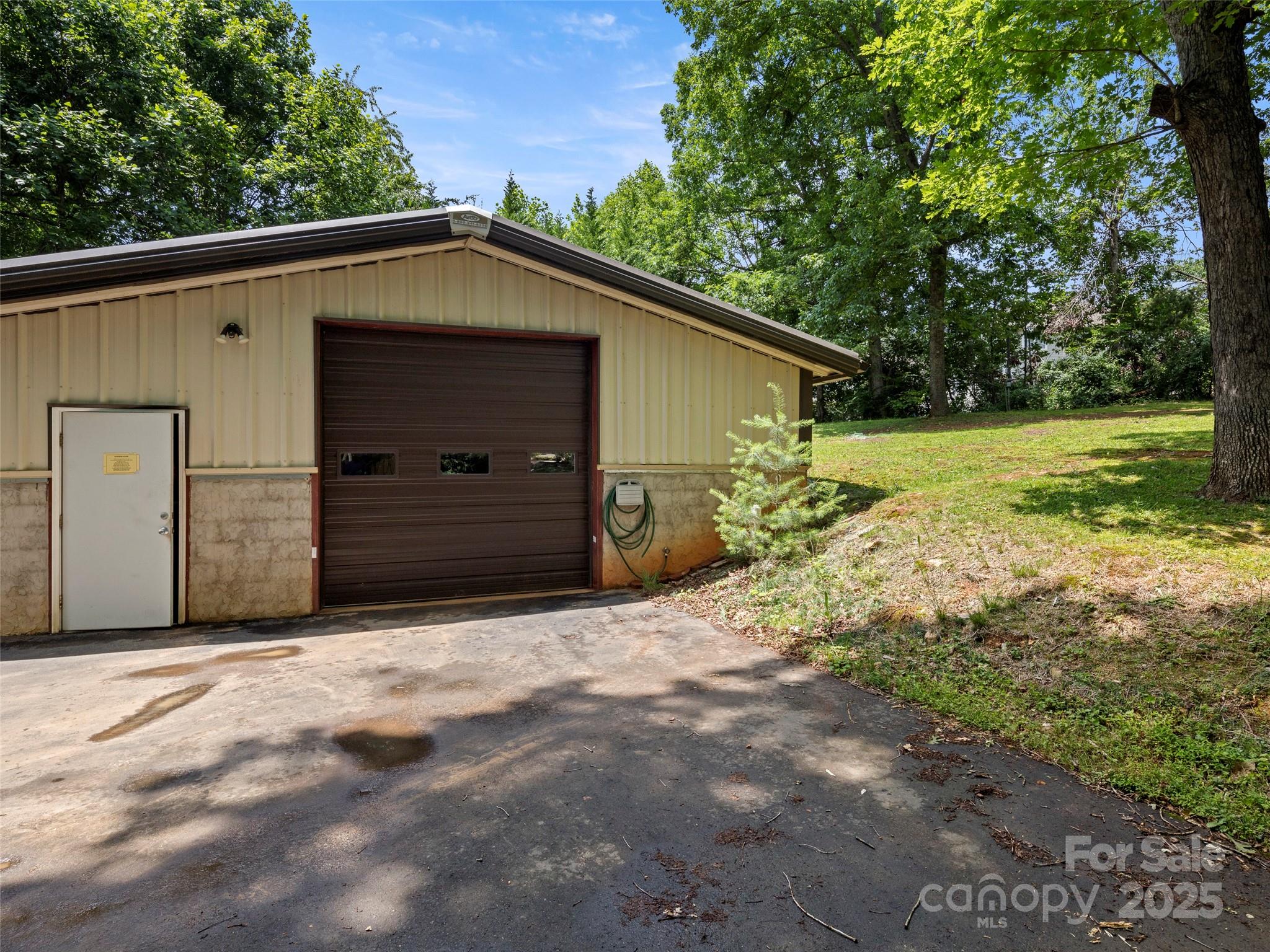 124 New Rockwood Road