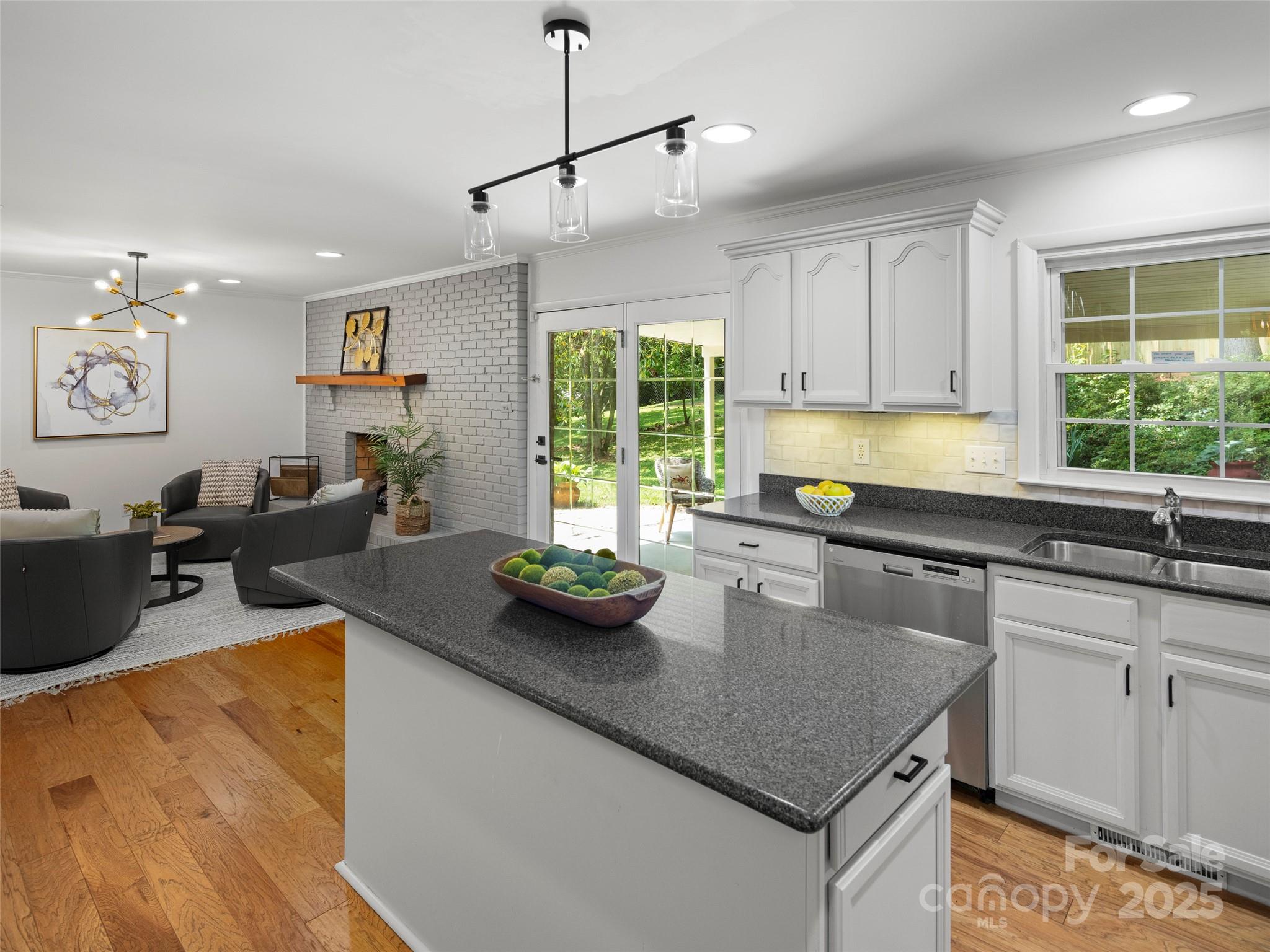 124 New Rockwood Road