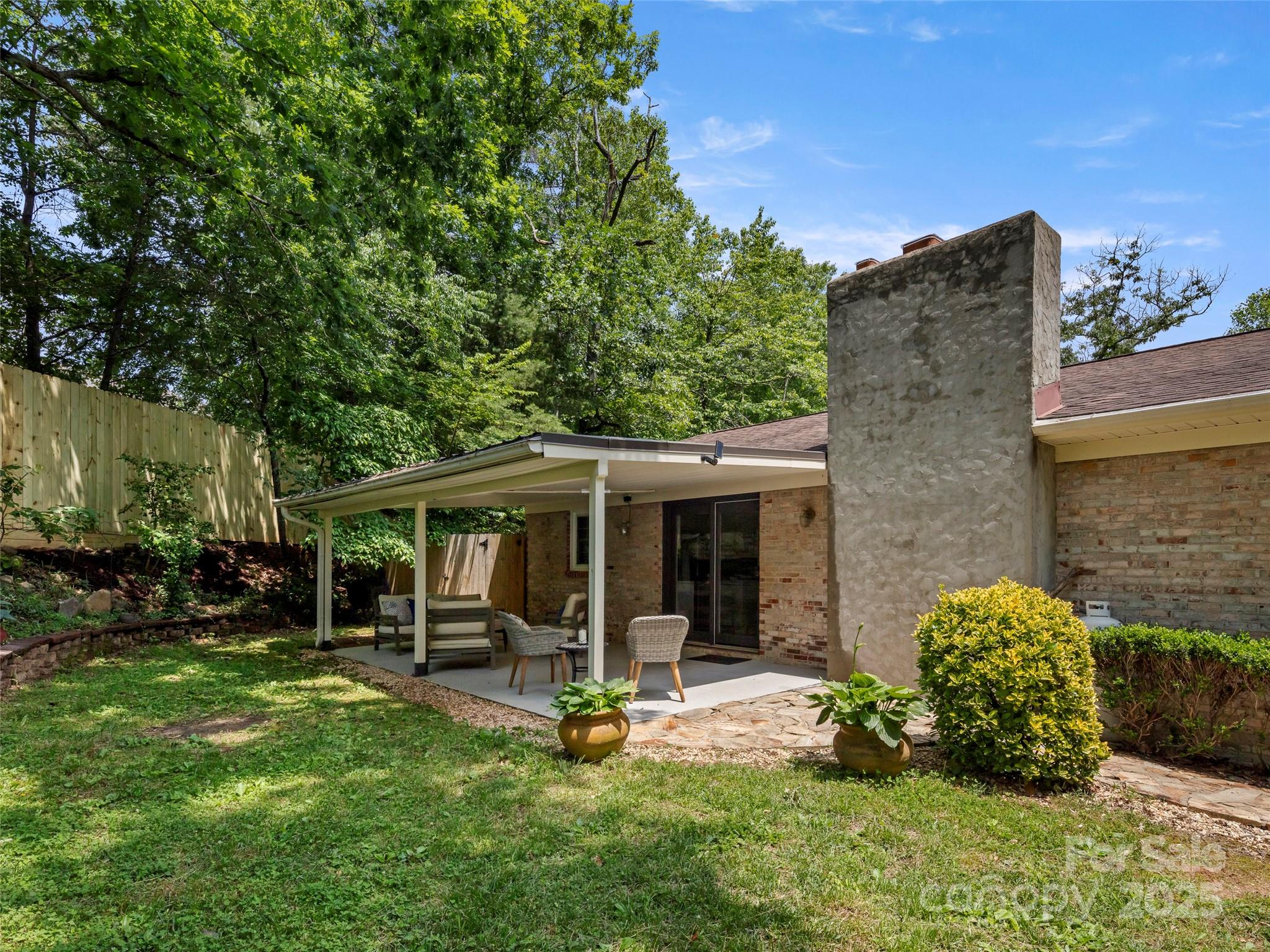 124 New Rockwood Road
