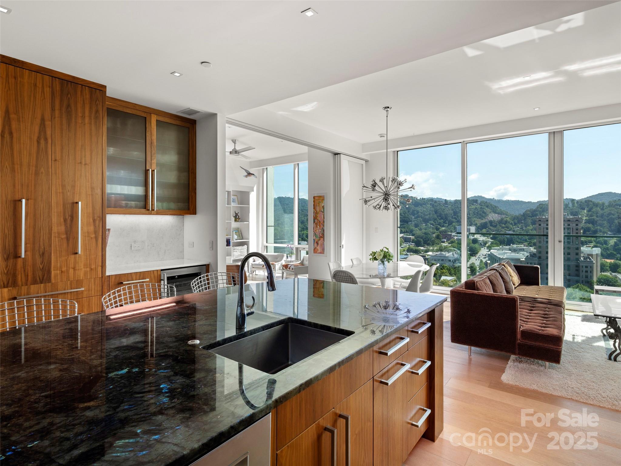 7 Patton Avenue Unit: 1503